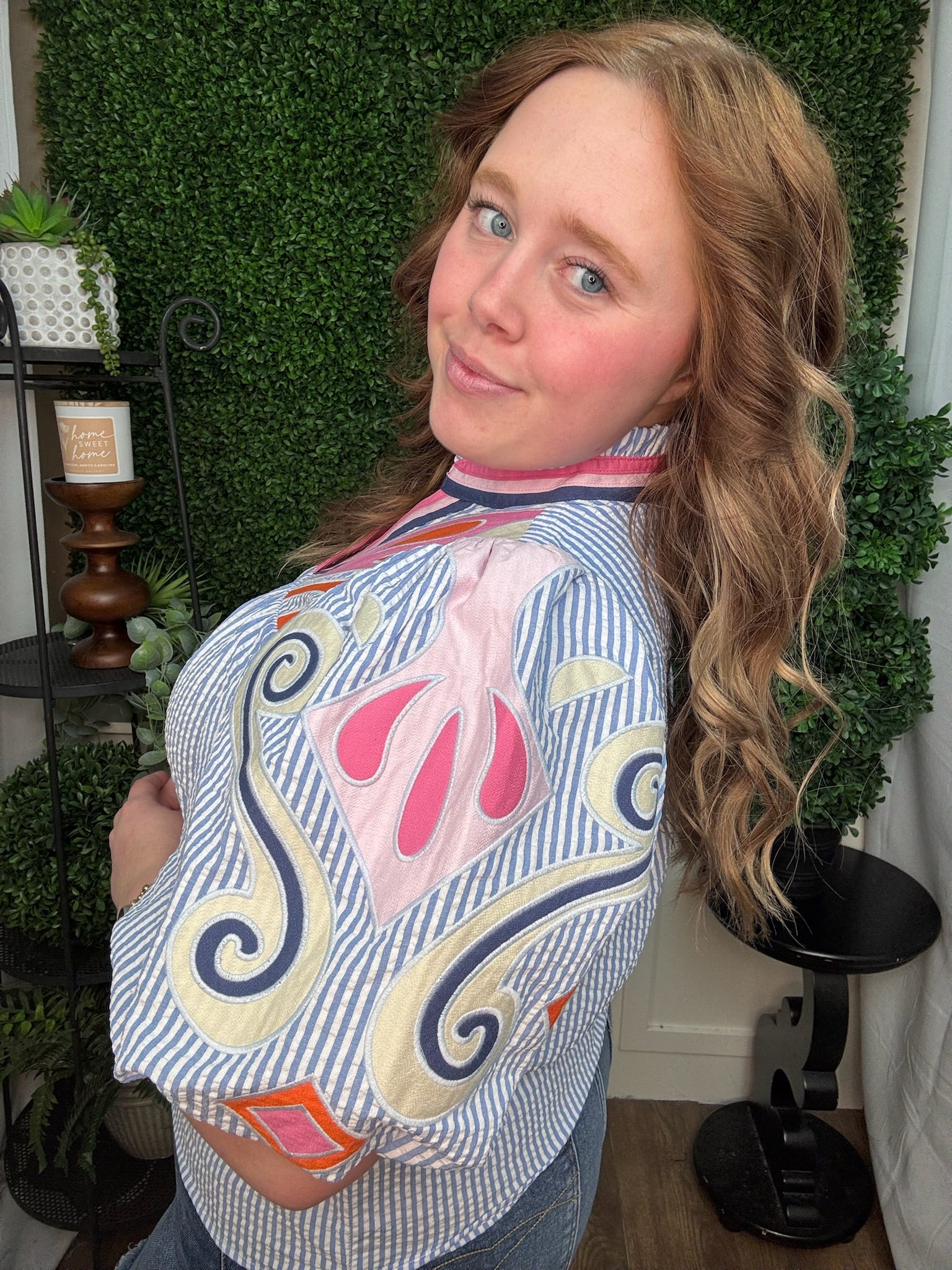 PUFF SLEEVE EMBROIDERY TEXTURED TOP - BLUE