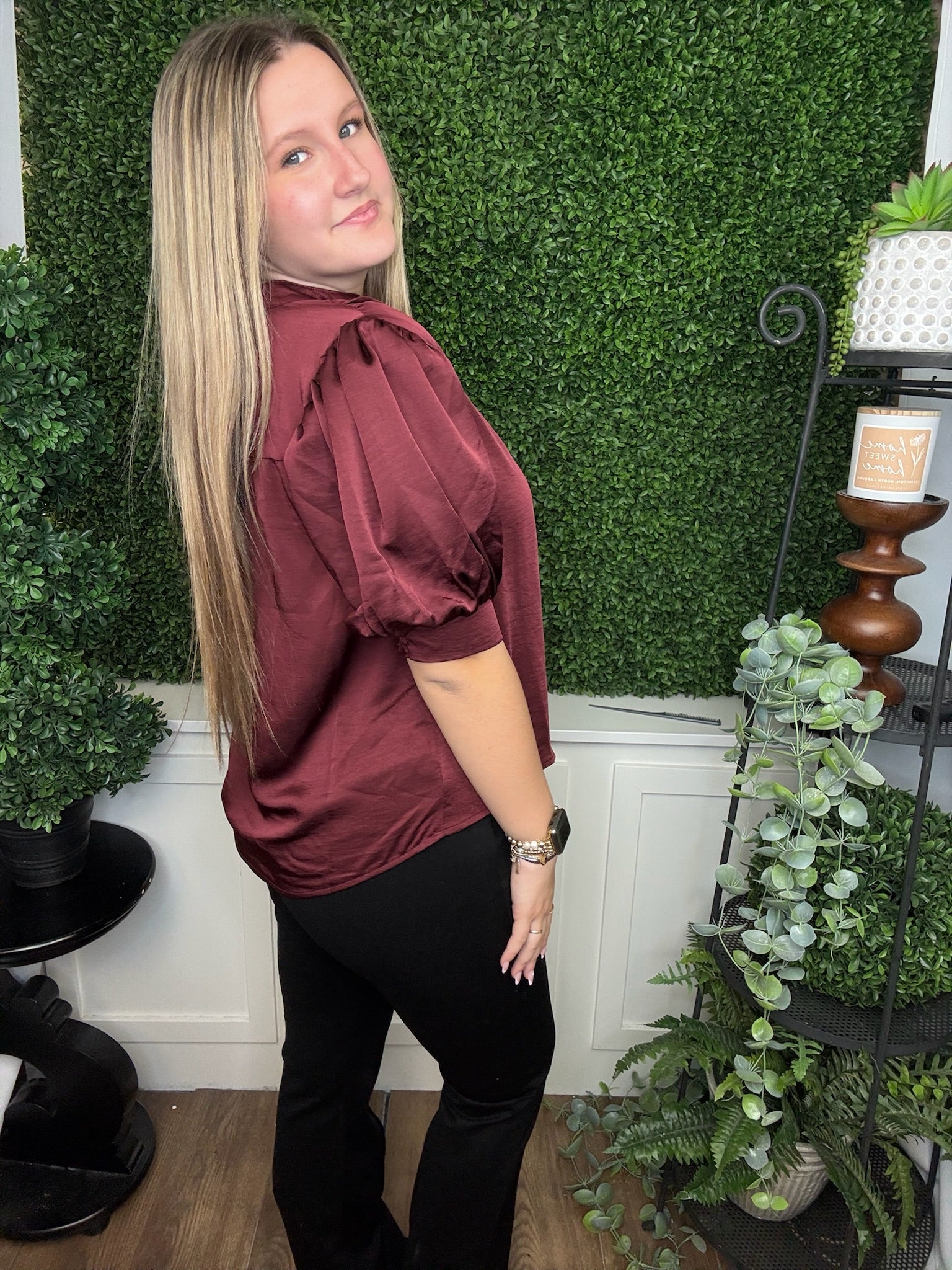 V-NECK PUFF SLV TOP - BURGUNDY