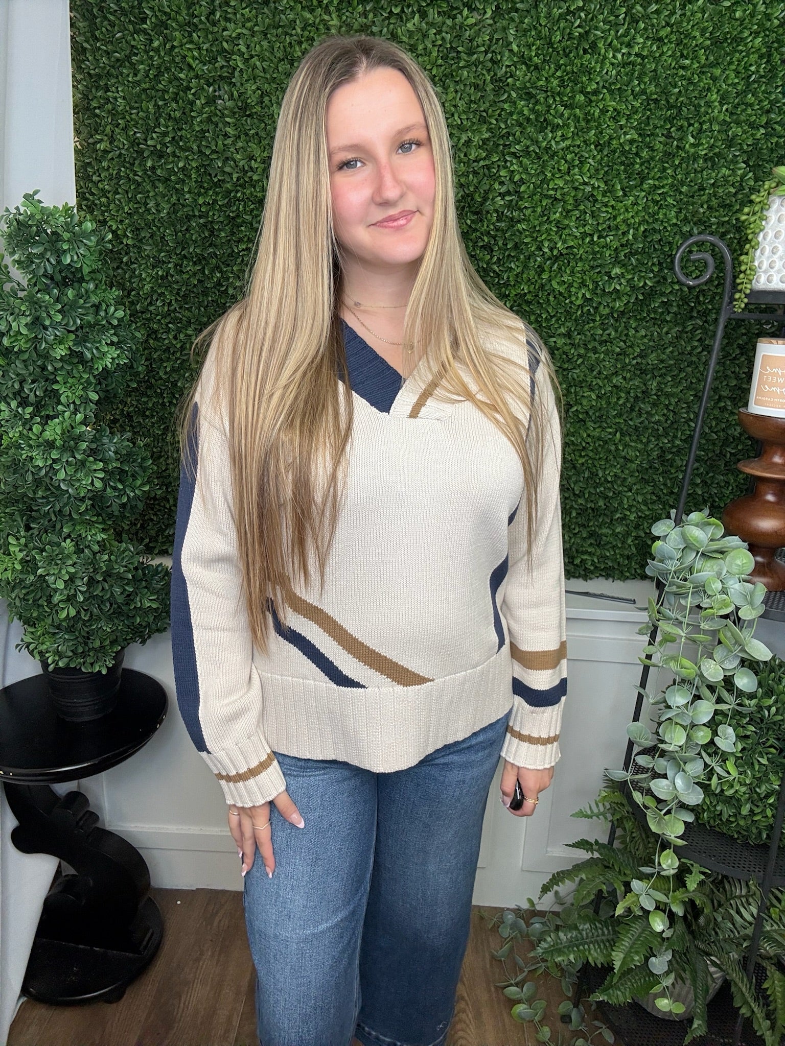 V-NECK VARSITY PULLOVER SWEATER - NATURAL