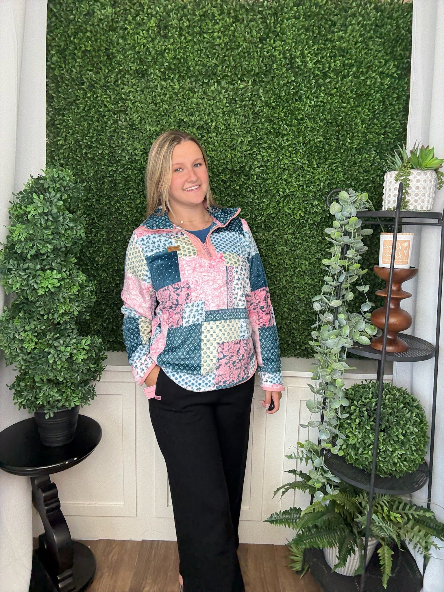 YNECK PULLOVER - QUILT PATTERN