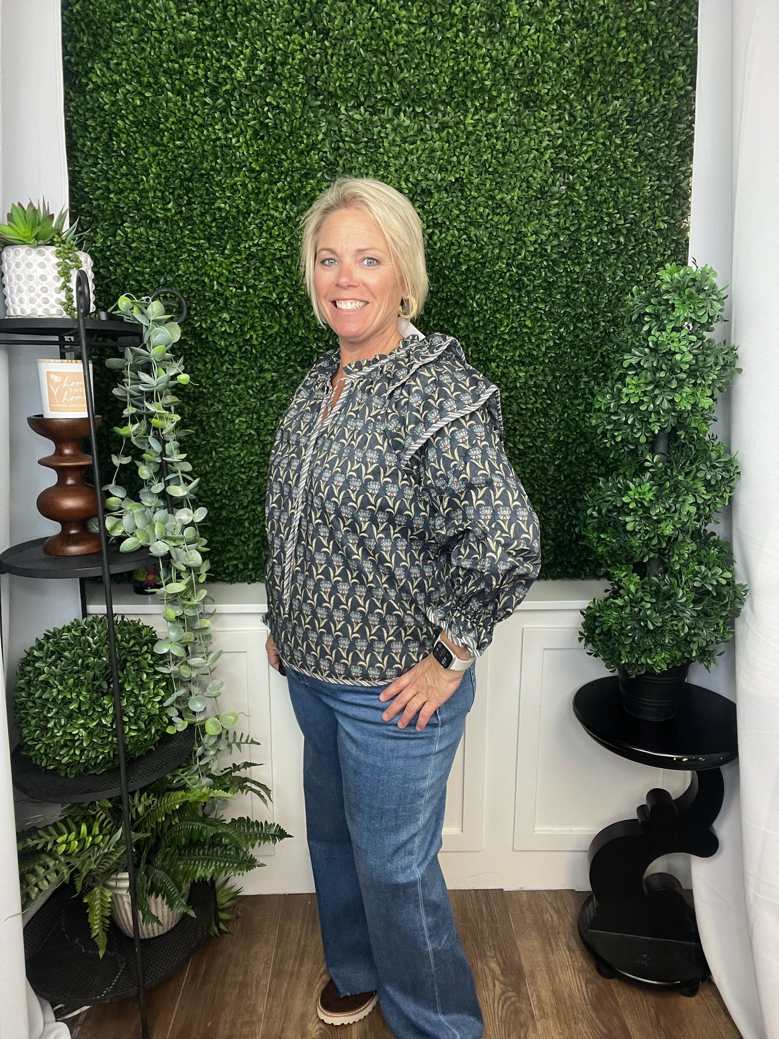 FLORAL FLUTTER SLV CONTRAST BINDING TOP - ASH BLACK