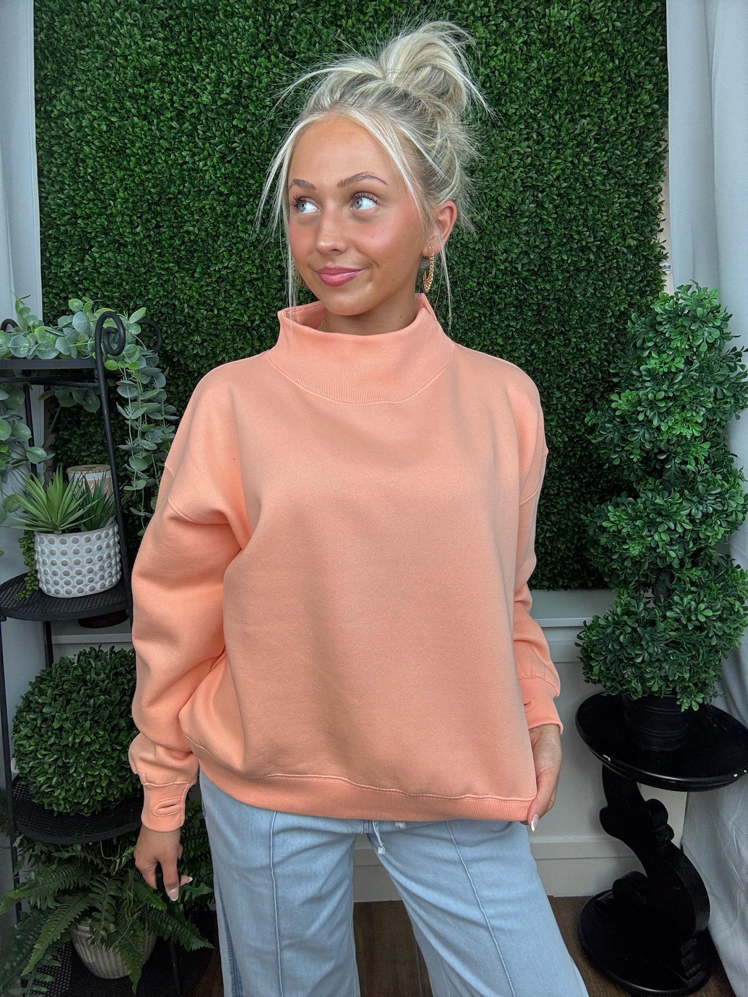 LINGO LS MOCK-CREW OVERSIZED FLEECE - CREAMSICLE