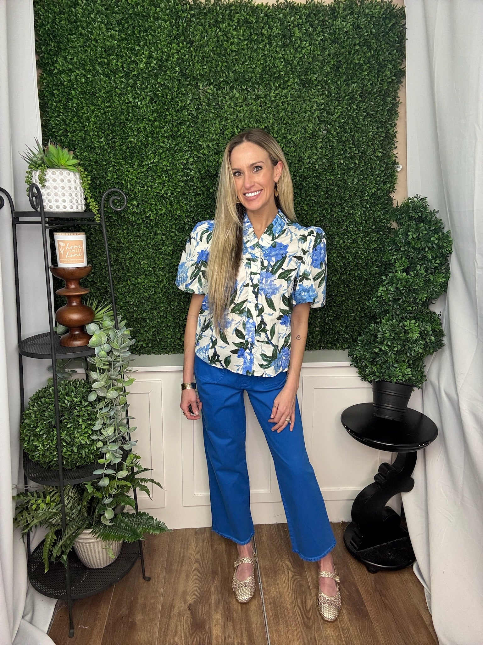 WIDE LEG CROP PANT W/PLEATED PATCH POCKET DETAIL - BLUE