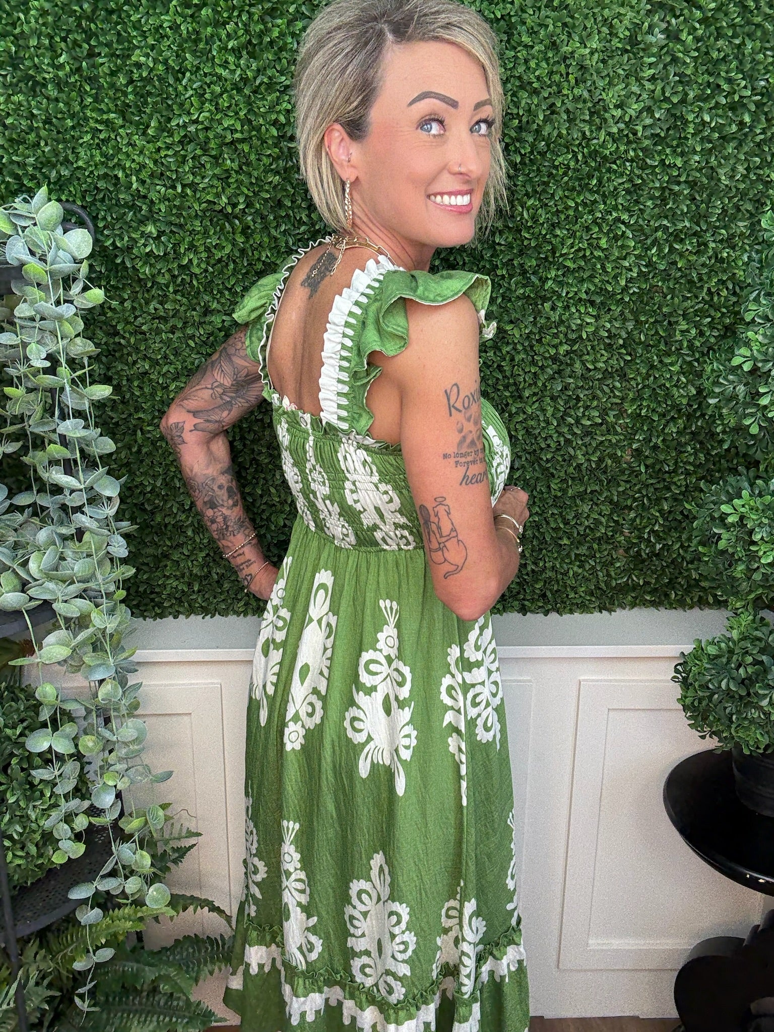 ABSTRACT SMOCKED MIDI DRESS - GREEN