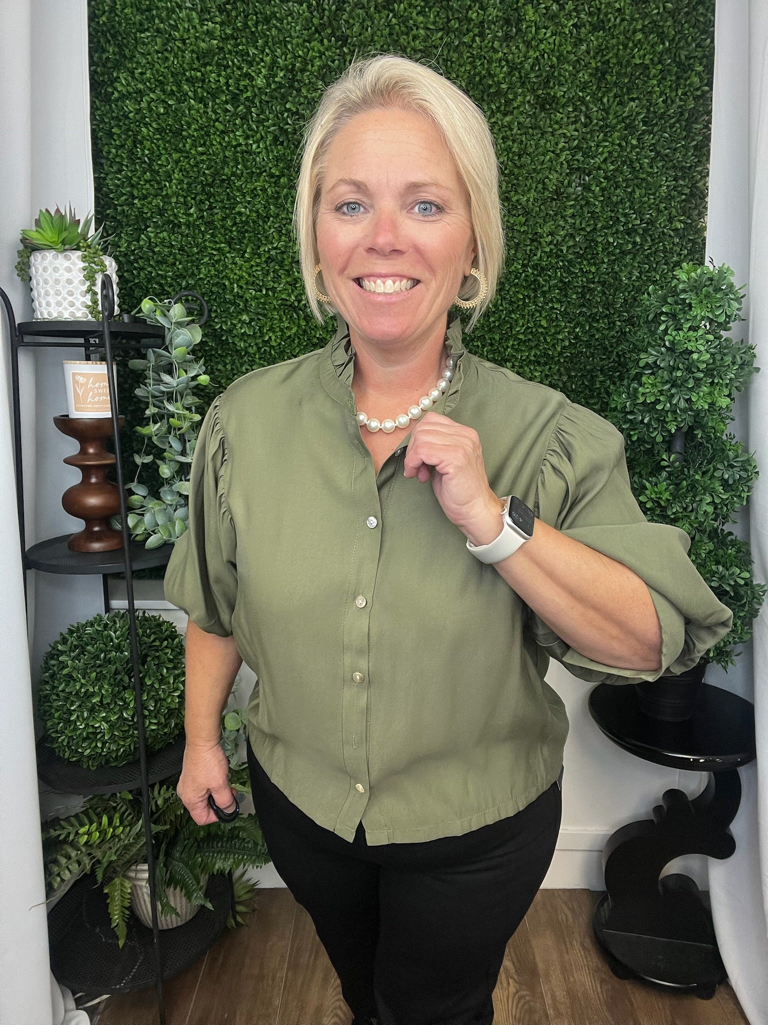 RUFFLE NECK PUFF SLV BLOUSE