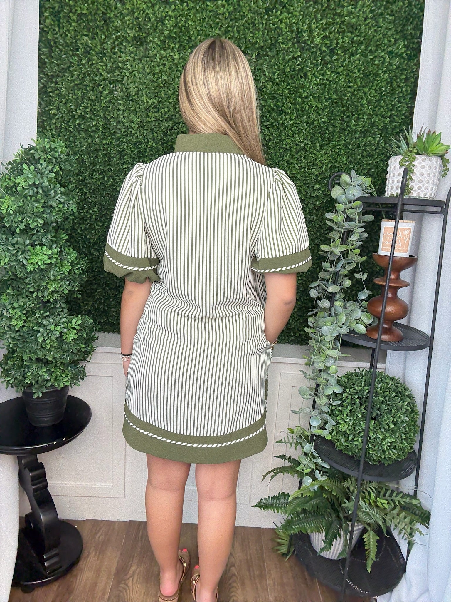 STRIPE SHORT LANTERN SLEEVE MINI DRESS - OLIVE