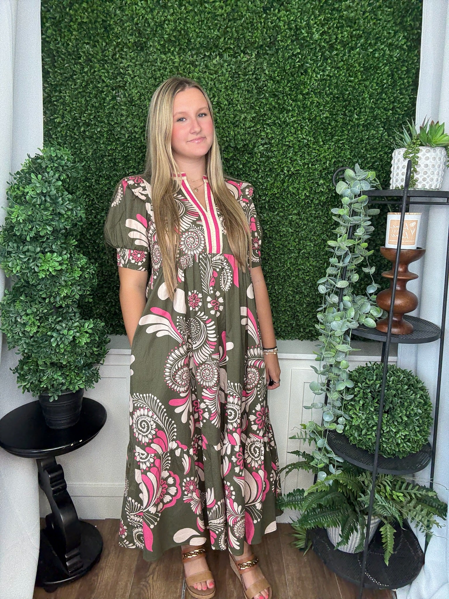 PAISLEY PATTERN SMOCKED SHORT SLEEVE TIERED MIDI DRESS