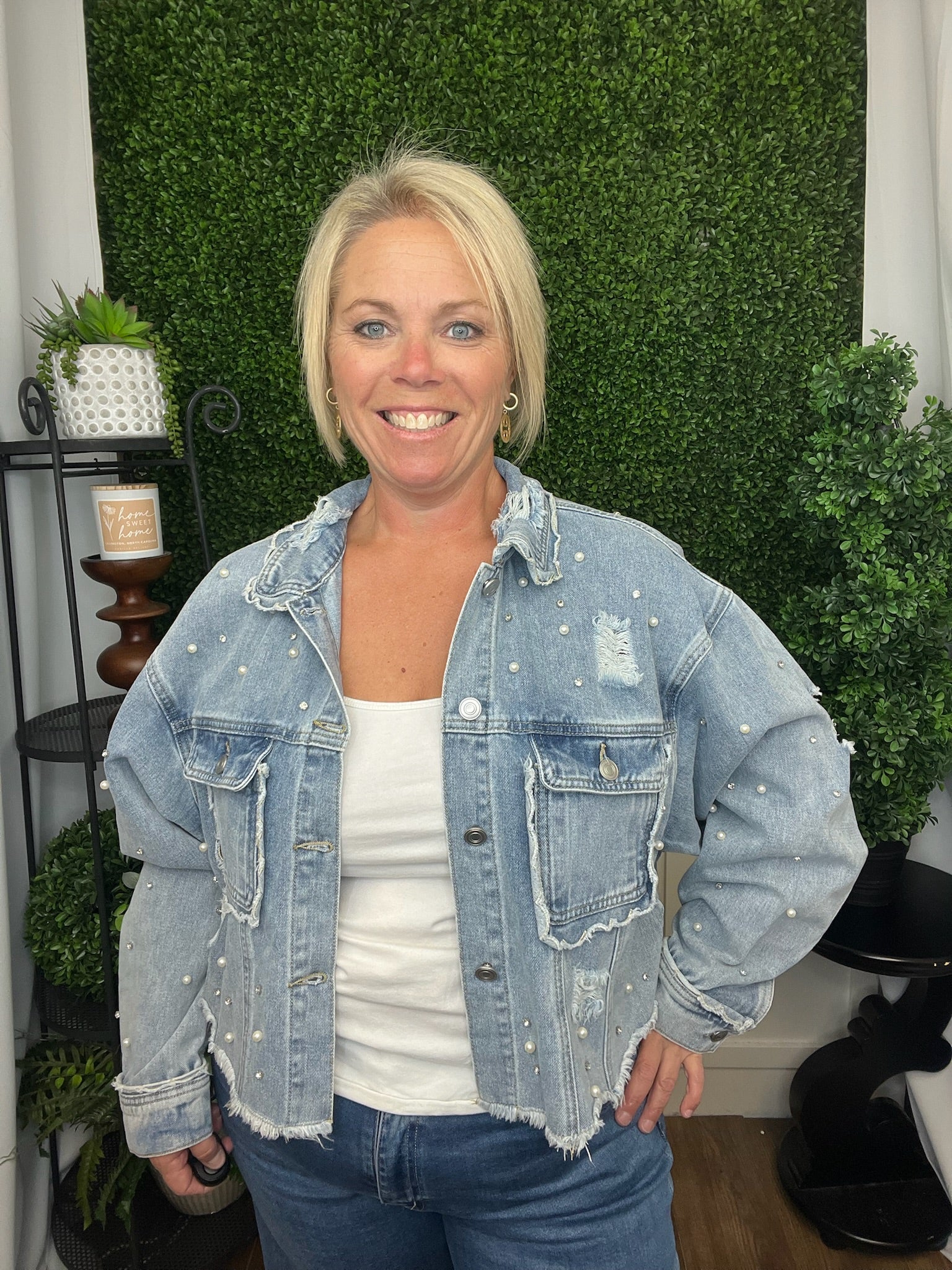 SCALLOP DETAILED GLITZY DENIM JACKET - MEDIUM WASH