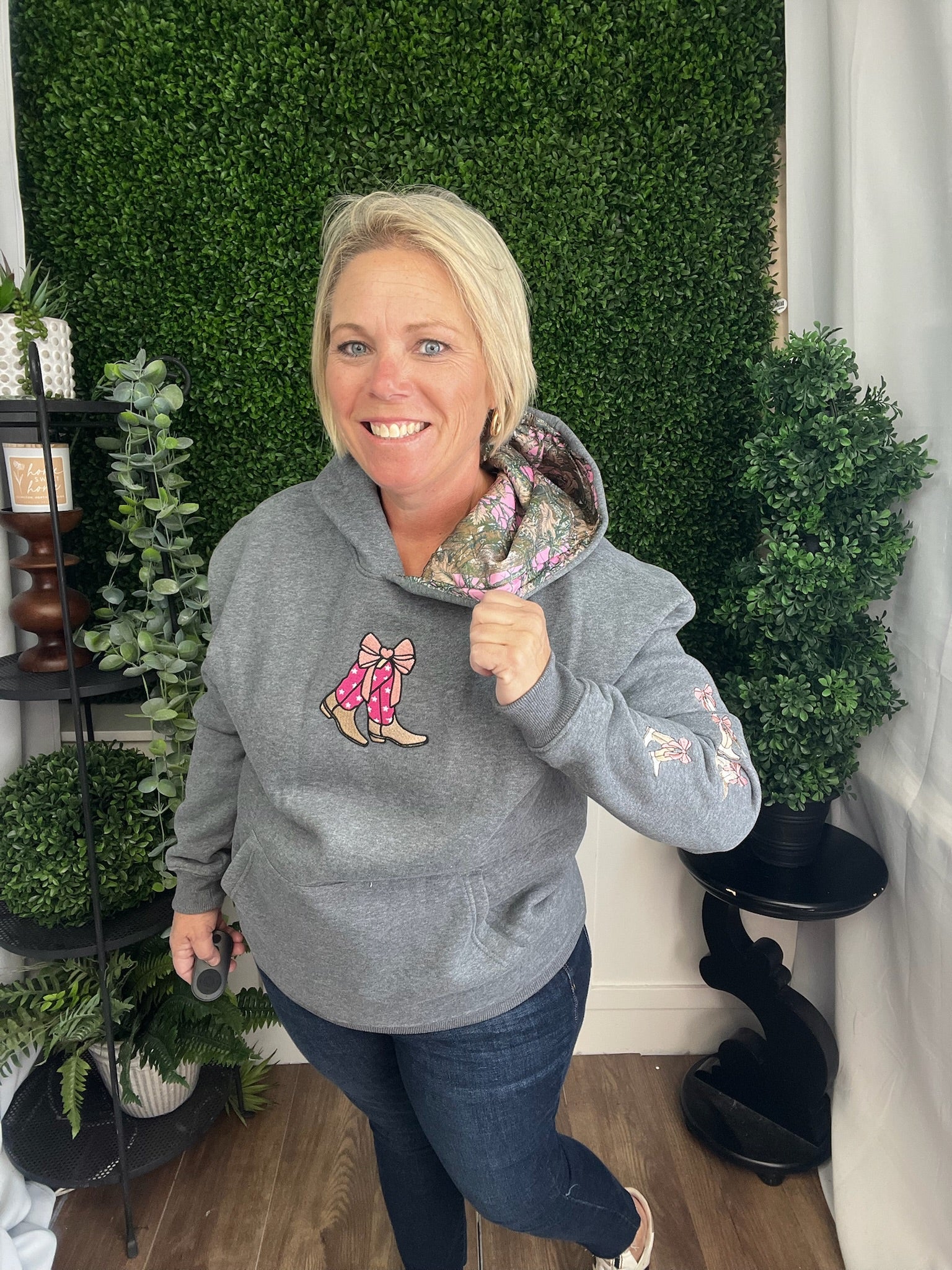 DILARA HOODED SWEATSHIRT - BOOT