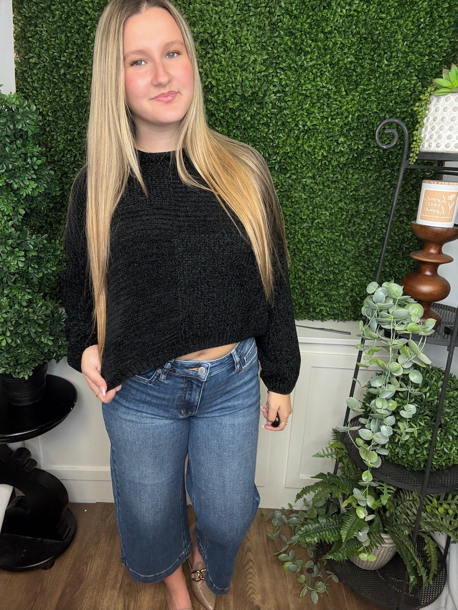 TEXTURED CHENILLE LS SWEATER - BLACK