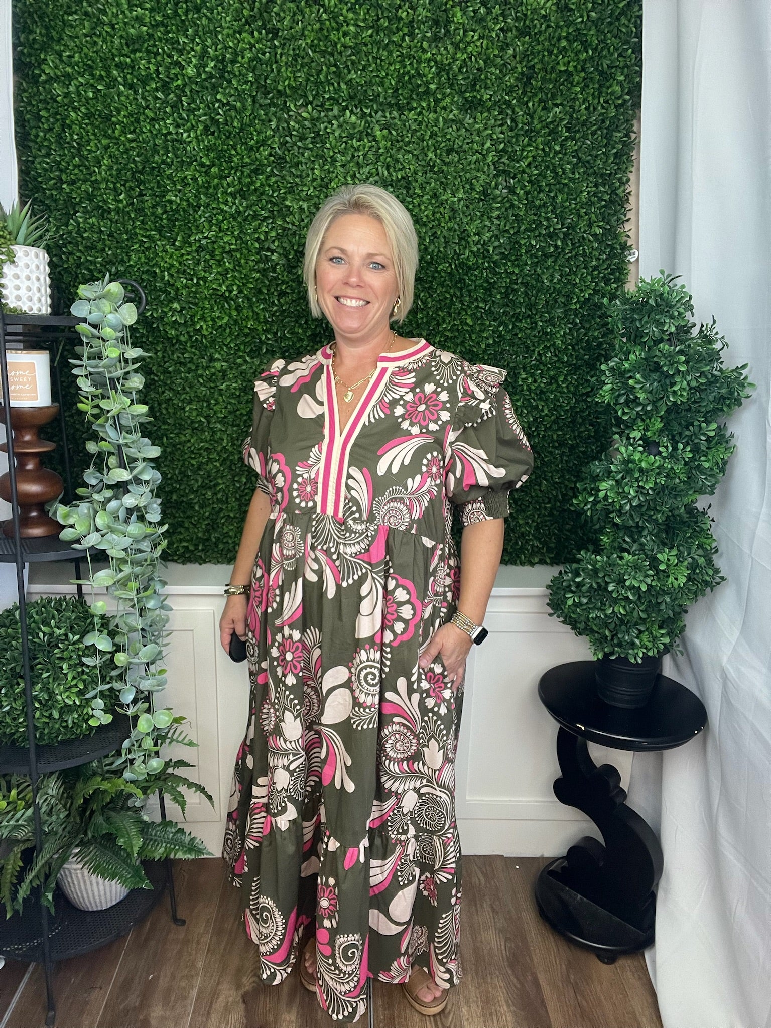 PAISLEY PATTERN SMOCKED SHORT SLEEVE TIERED MIDI DRESS