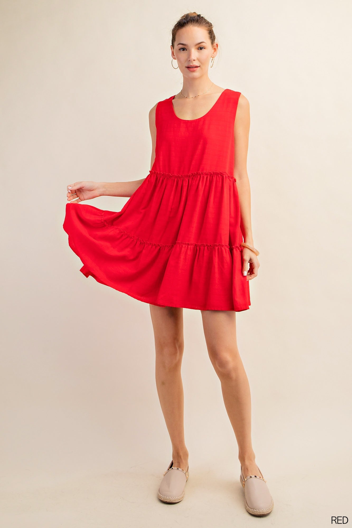COTTON TIERED SLEEVELESS DRESS W/ POCKETS - RED