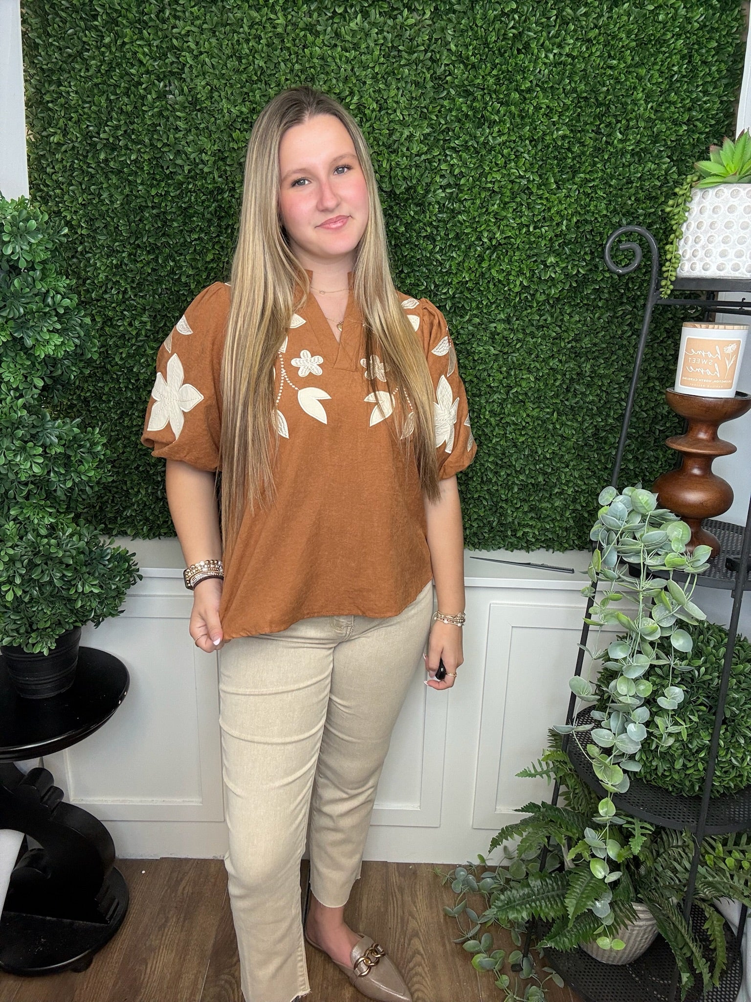 WASHED SUEDE TOP W/CONTRAST FLORAL APPLIQUE - CAMEL