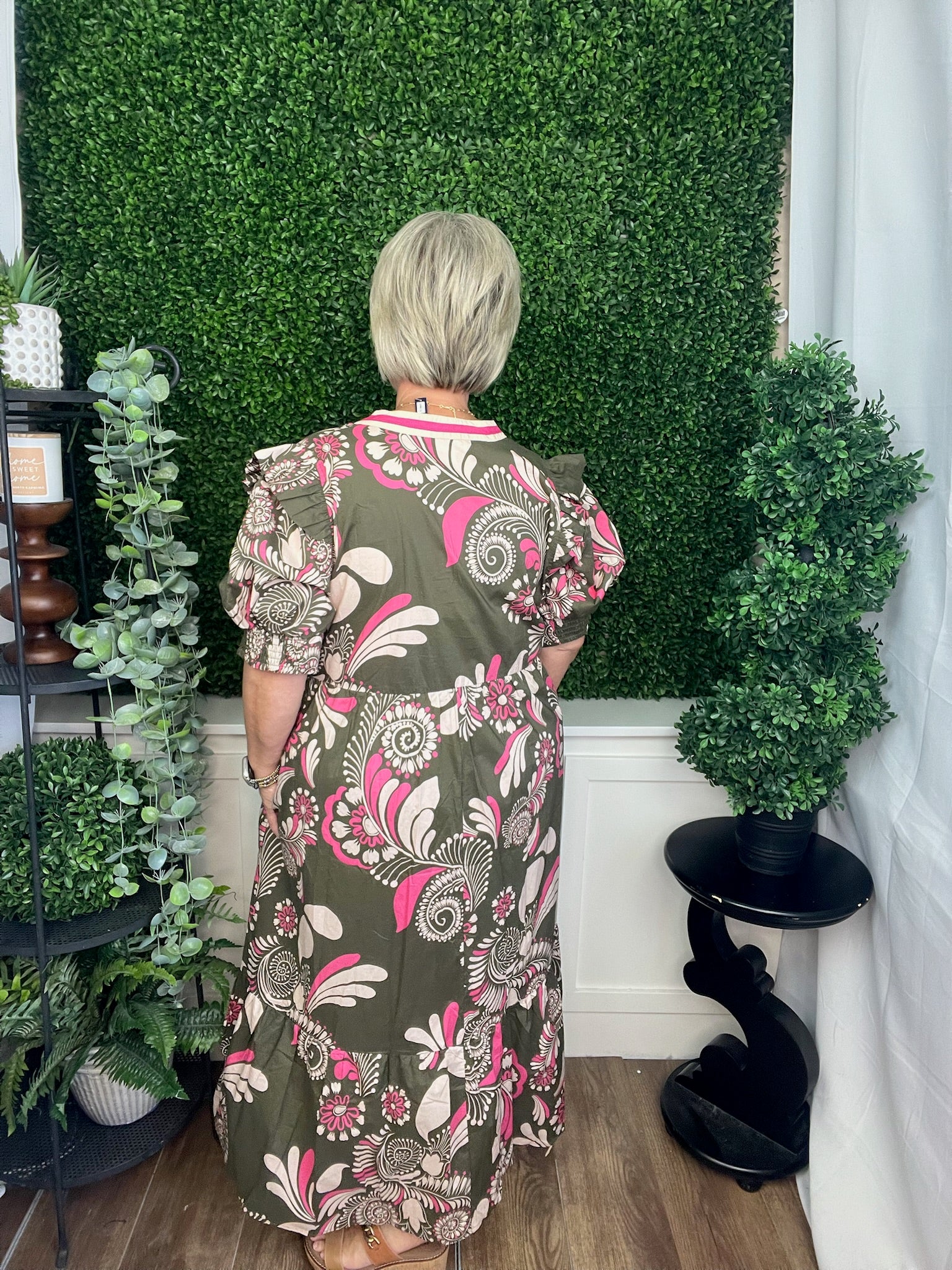 PAISLEY PATTERN SMOCKED SHORT SLEEVE TIERED MIDI DRESS