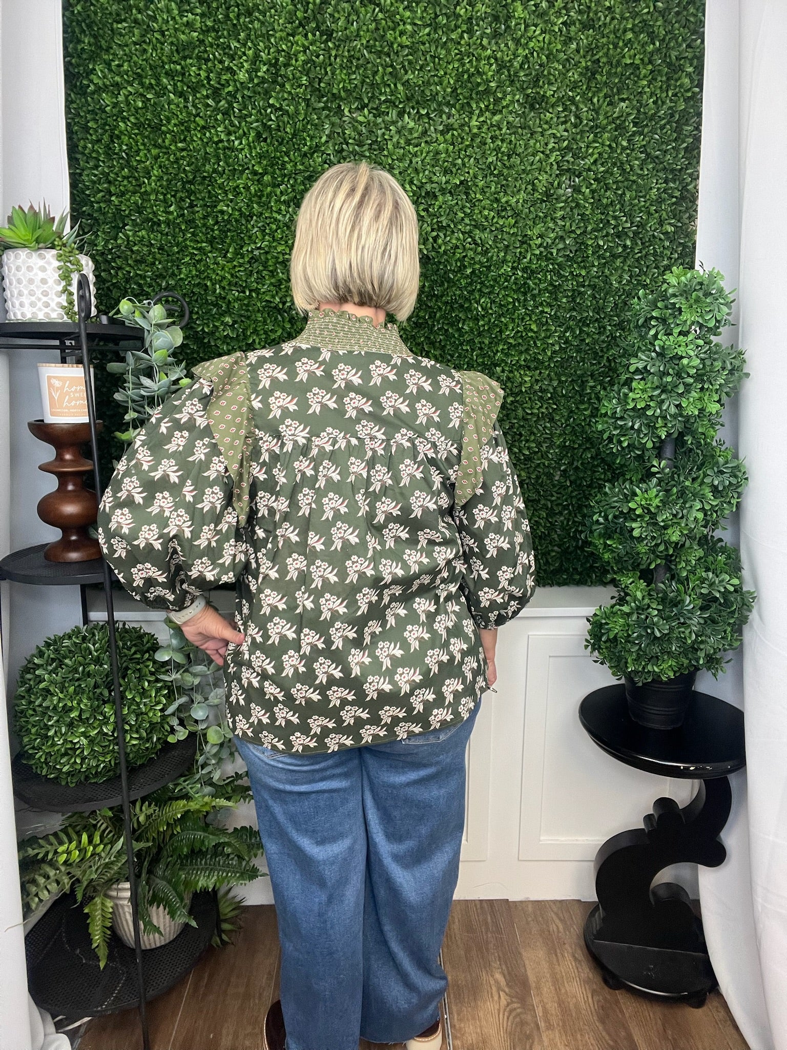 3/4 SLEEVE SMOCKED NECK WOVEN PRINT TOP - OLIVE