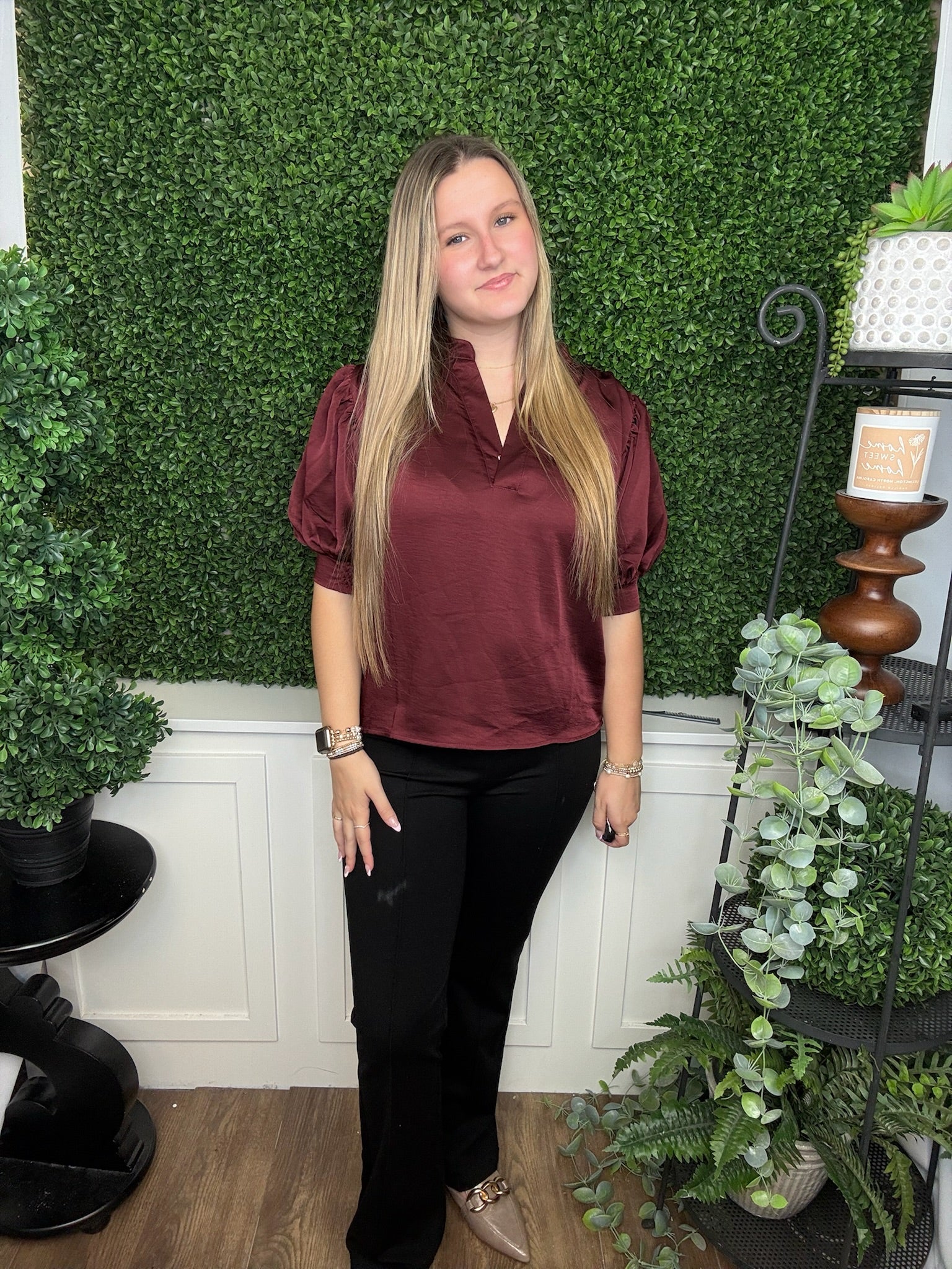 V-NECK PUFF SLV TOP - BURGUNDY