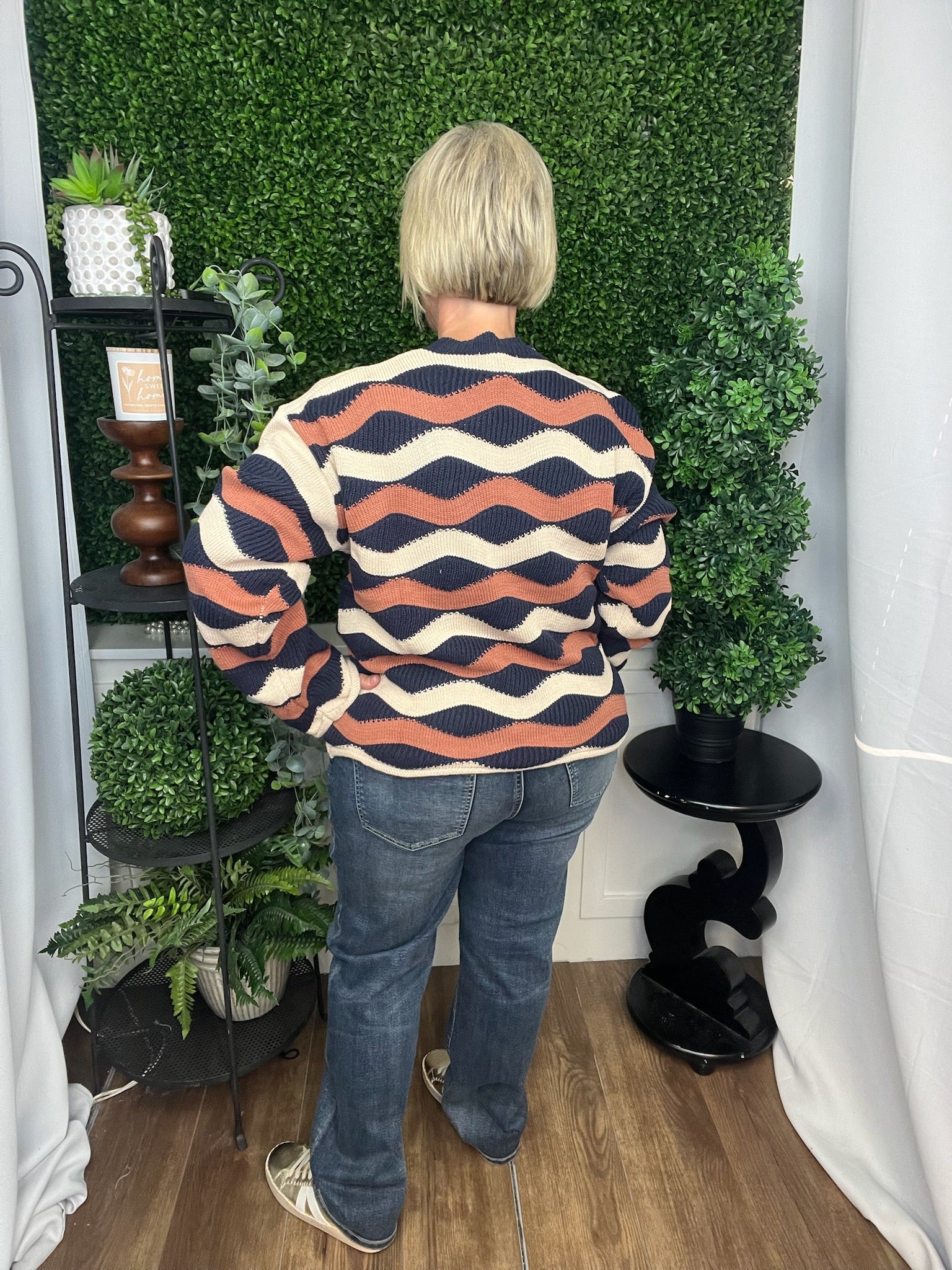 LS WAVY STRIPE SWEATER TOP - NAVY/CINNAMON