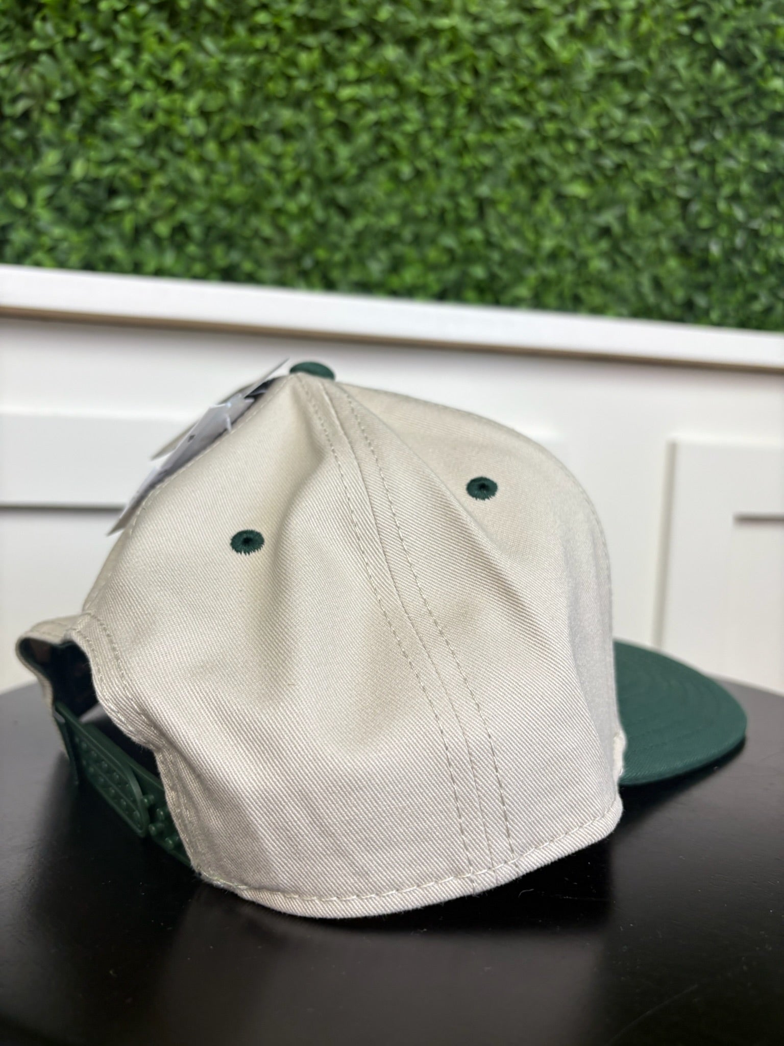 VINTAGE WHITETAIL DEER CAP - CREAM