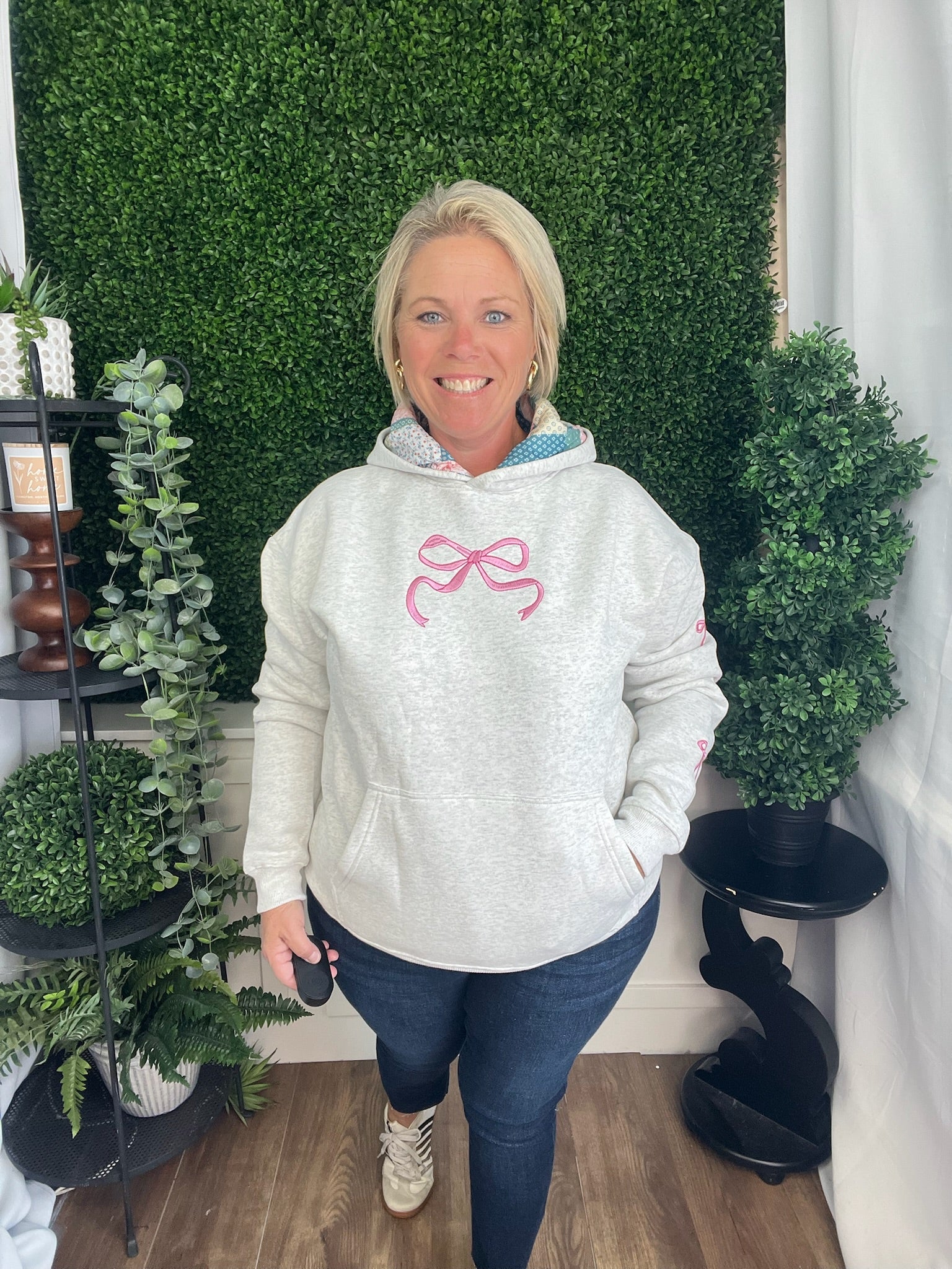 DILARA HOODED SWEATSHIRT - BOW