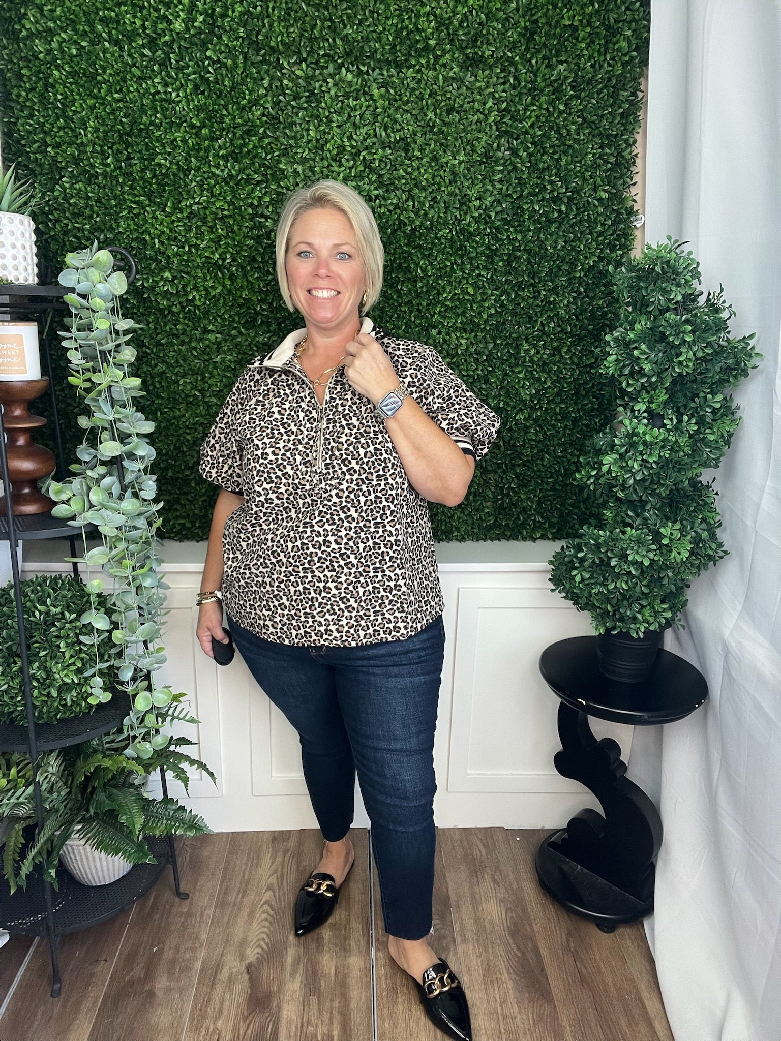 COLLARED ZIP UP BLOUSE