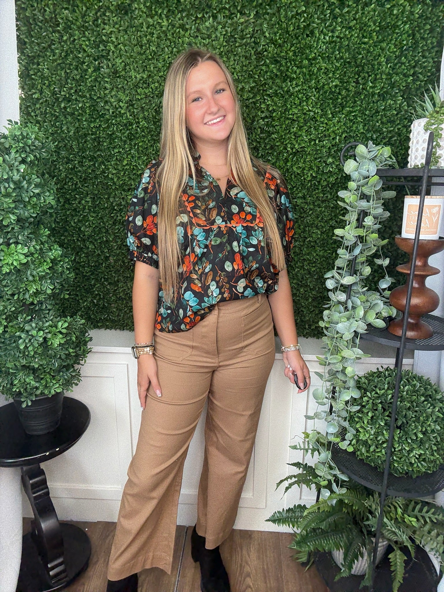 BOTANICAL PRINT VNECK DOLMAN TOP - BLACK