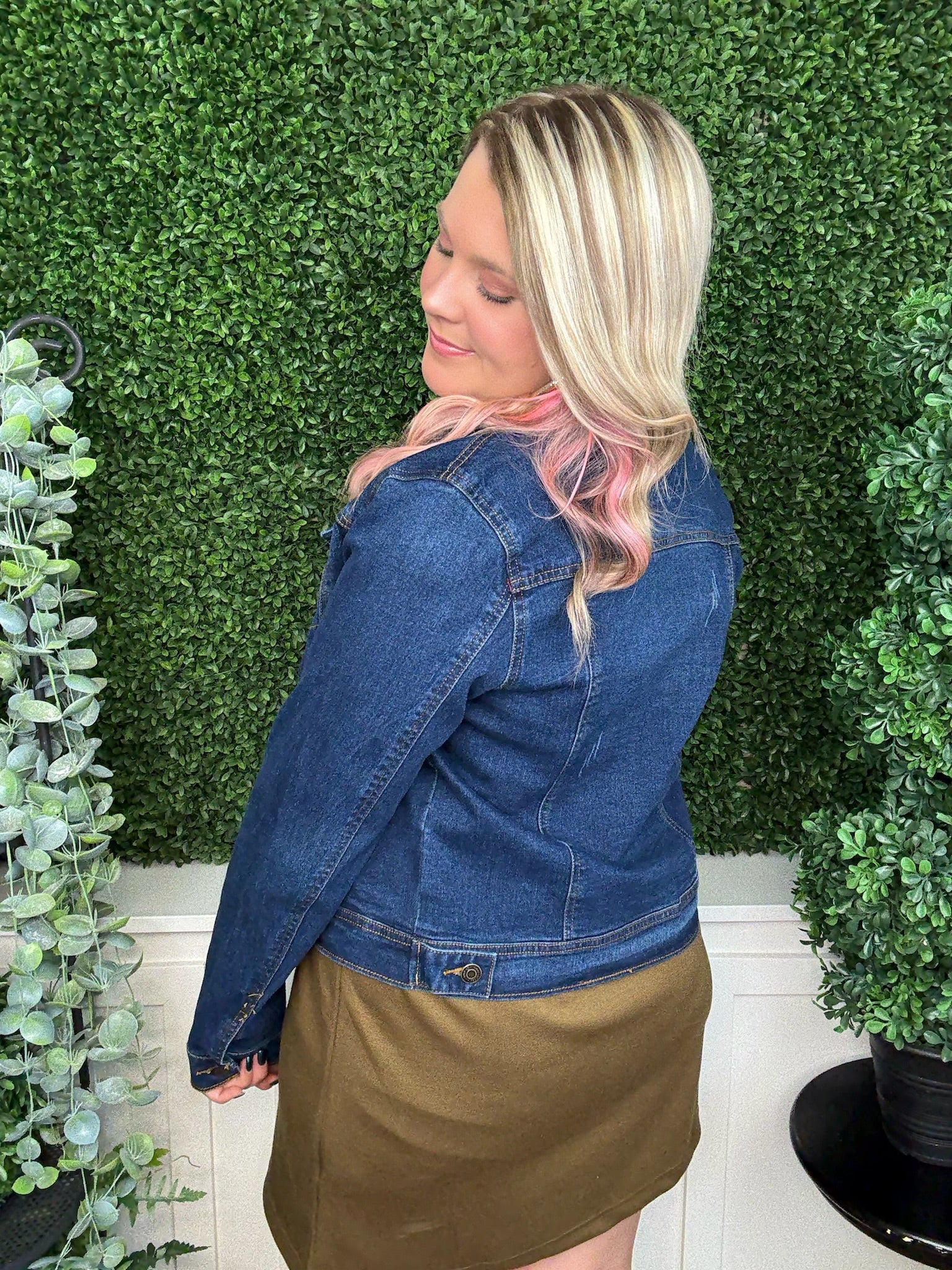 BLUE JEAN DISTRESSED JACKET