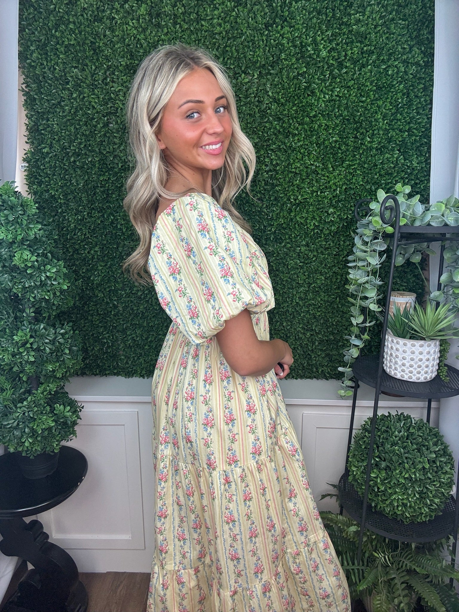 Floral Smocked Puff Sleeve Midi Dress