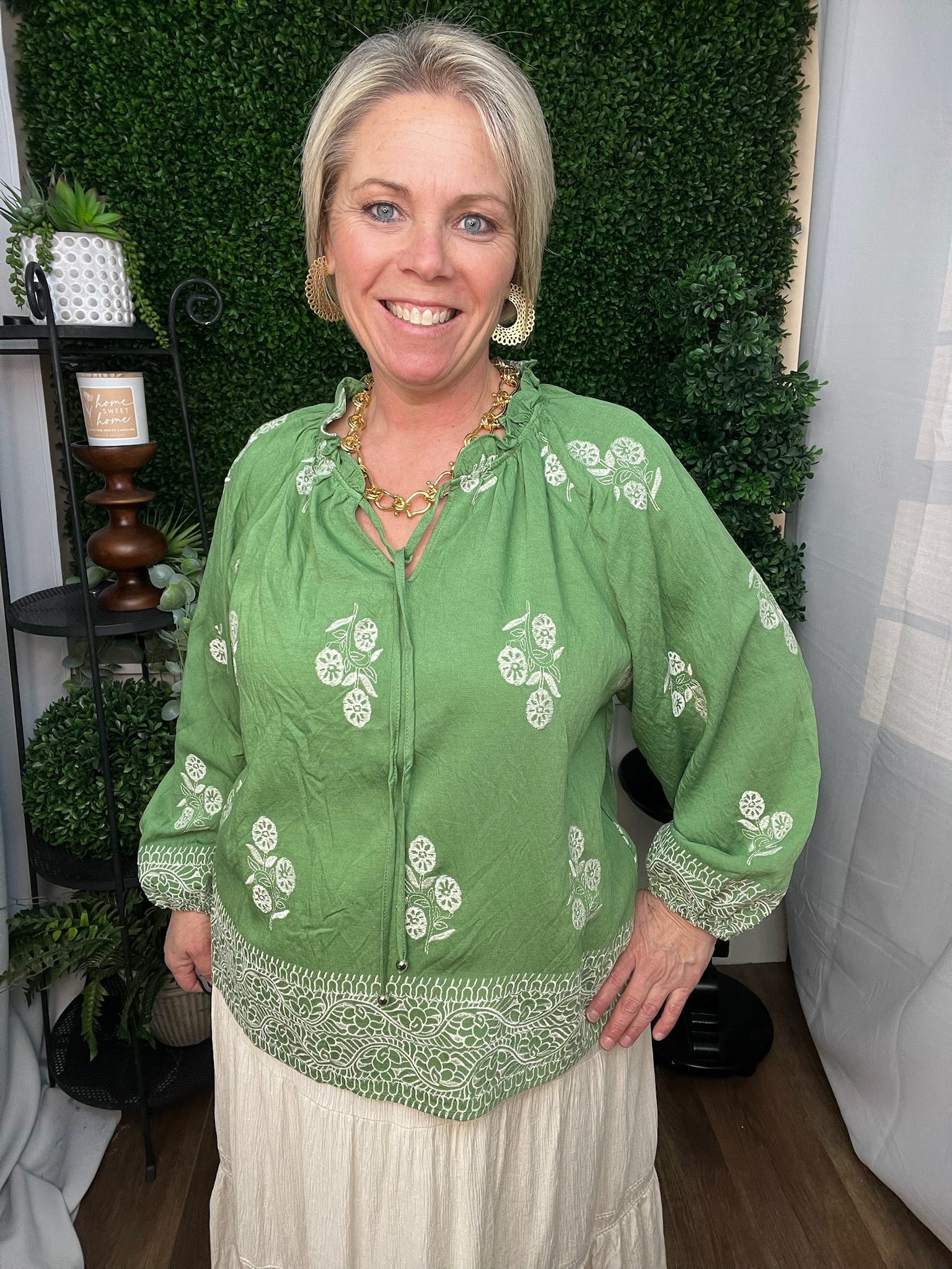 LONG SLEEVE SAGE W/WHITE EMBROIDERY