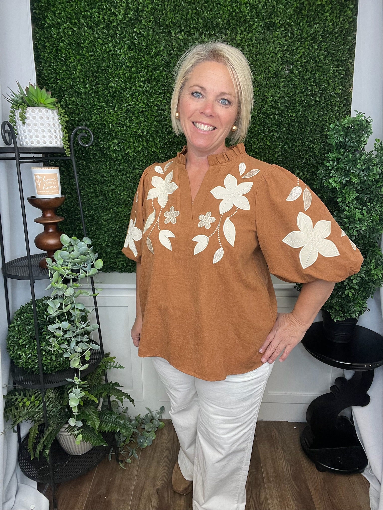 WASHED SUEDE TOP W/CONTRAST FLORAL APPLIQUE - CAMEL