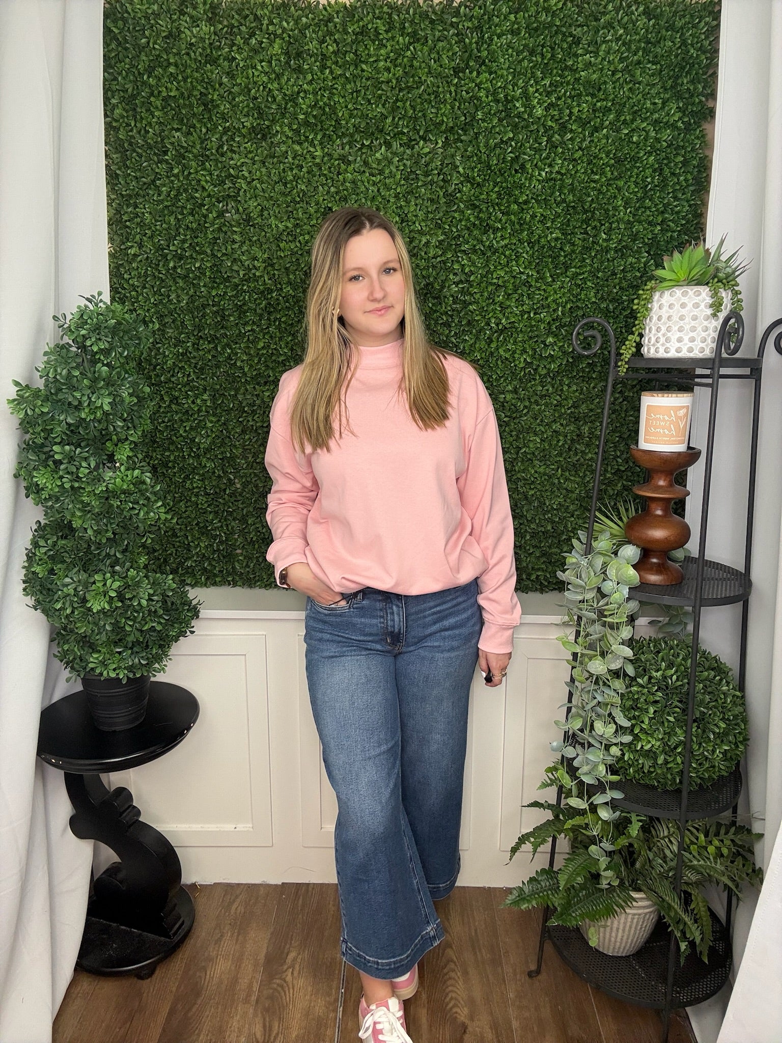 MOCK NECK SWEATSHIRT - LIGHT PINK