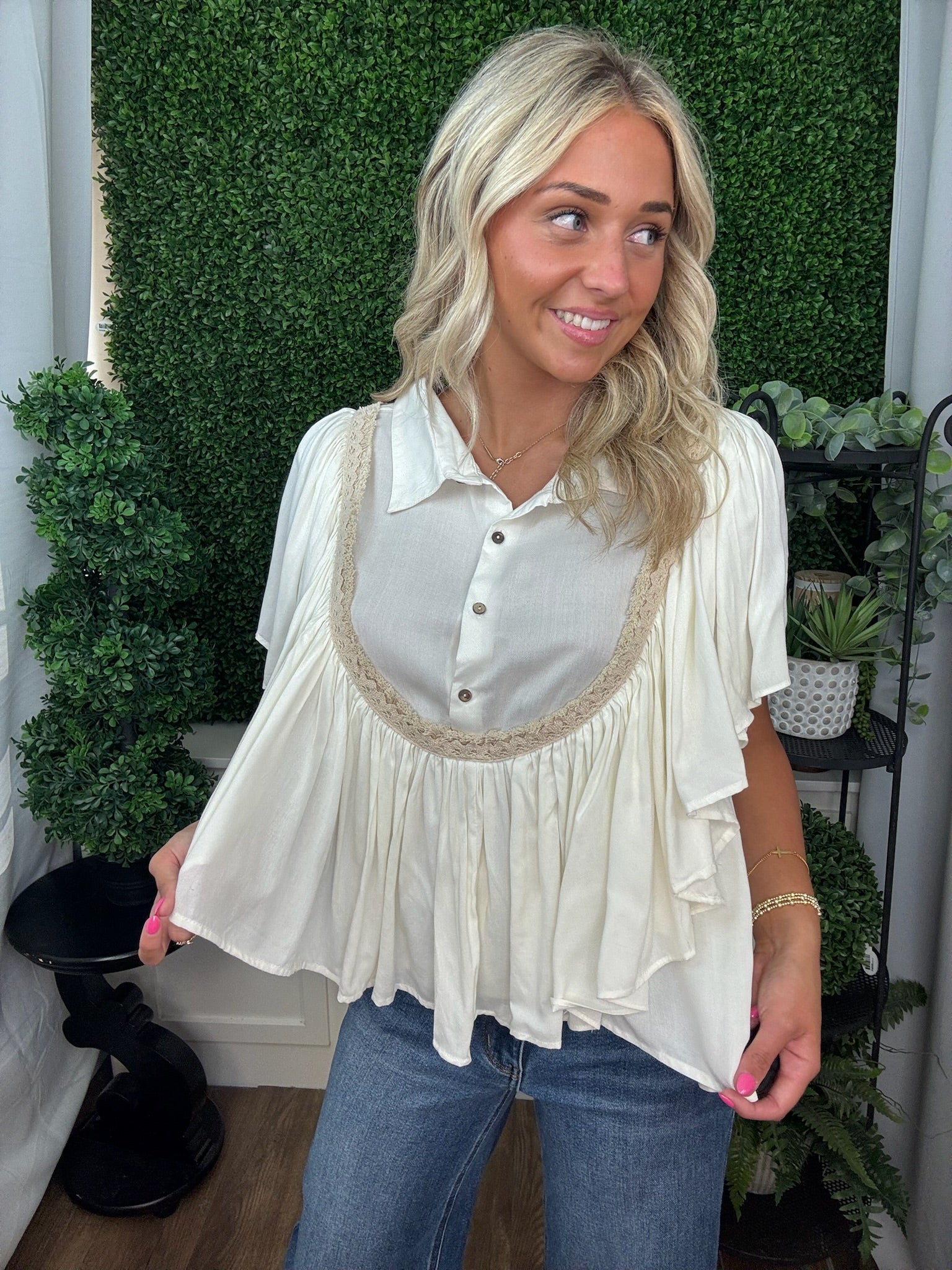 WOVEN BUTTON-DOWN BLOUSE - IVORY
