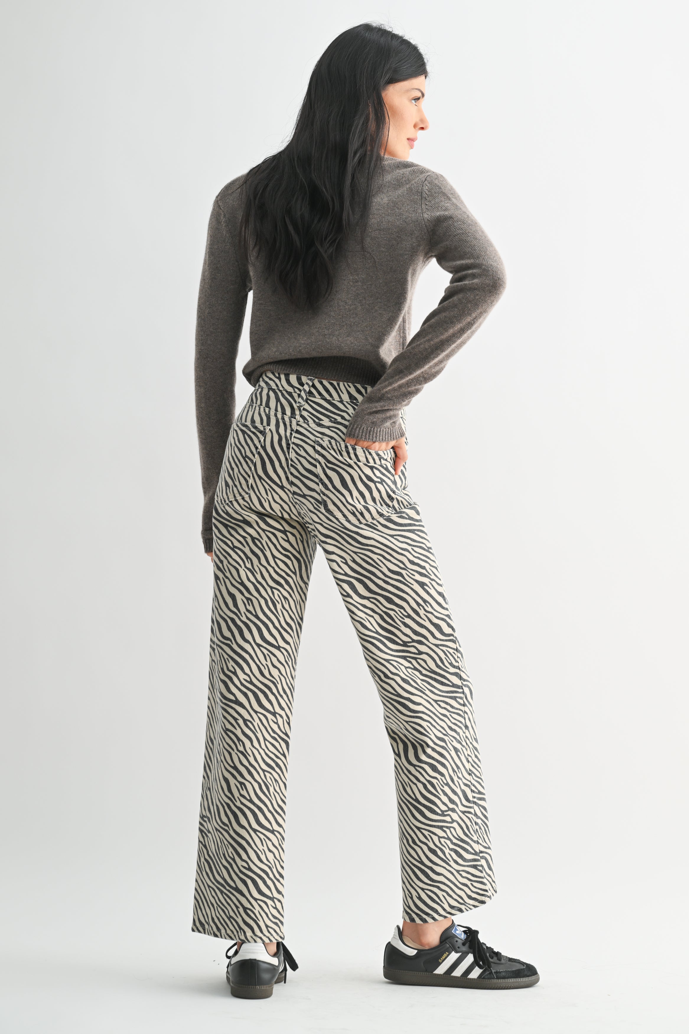 HIGH RISE VINTAGE STRAIGHT JEAN - ZEBRA