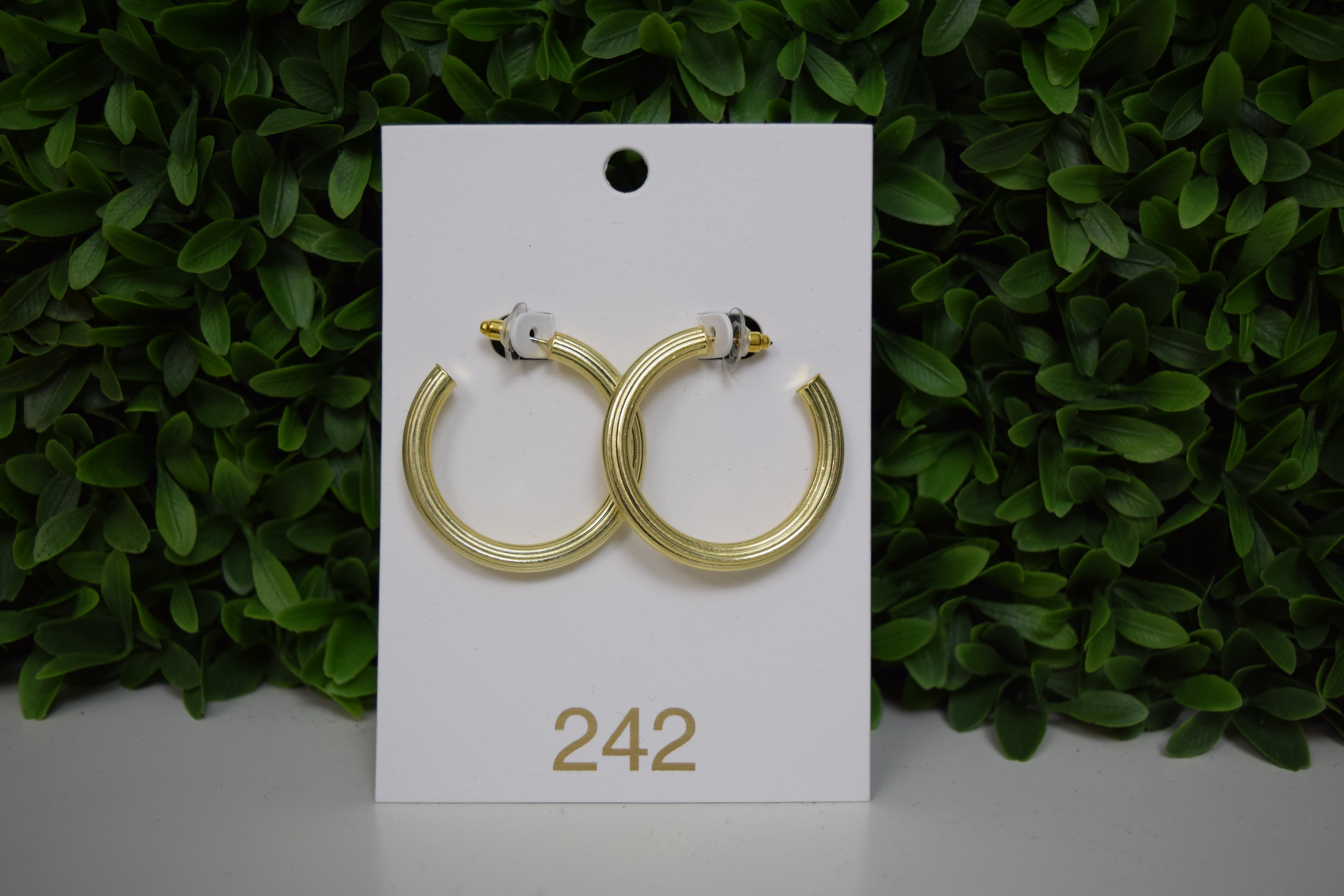 VINTAGE GOLD LATERAL LINE HOOP EARRINGS