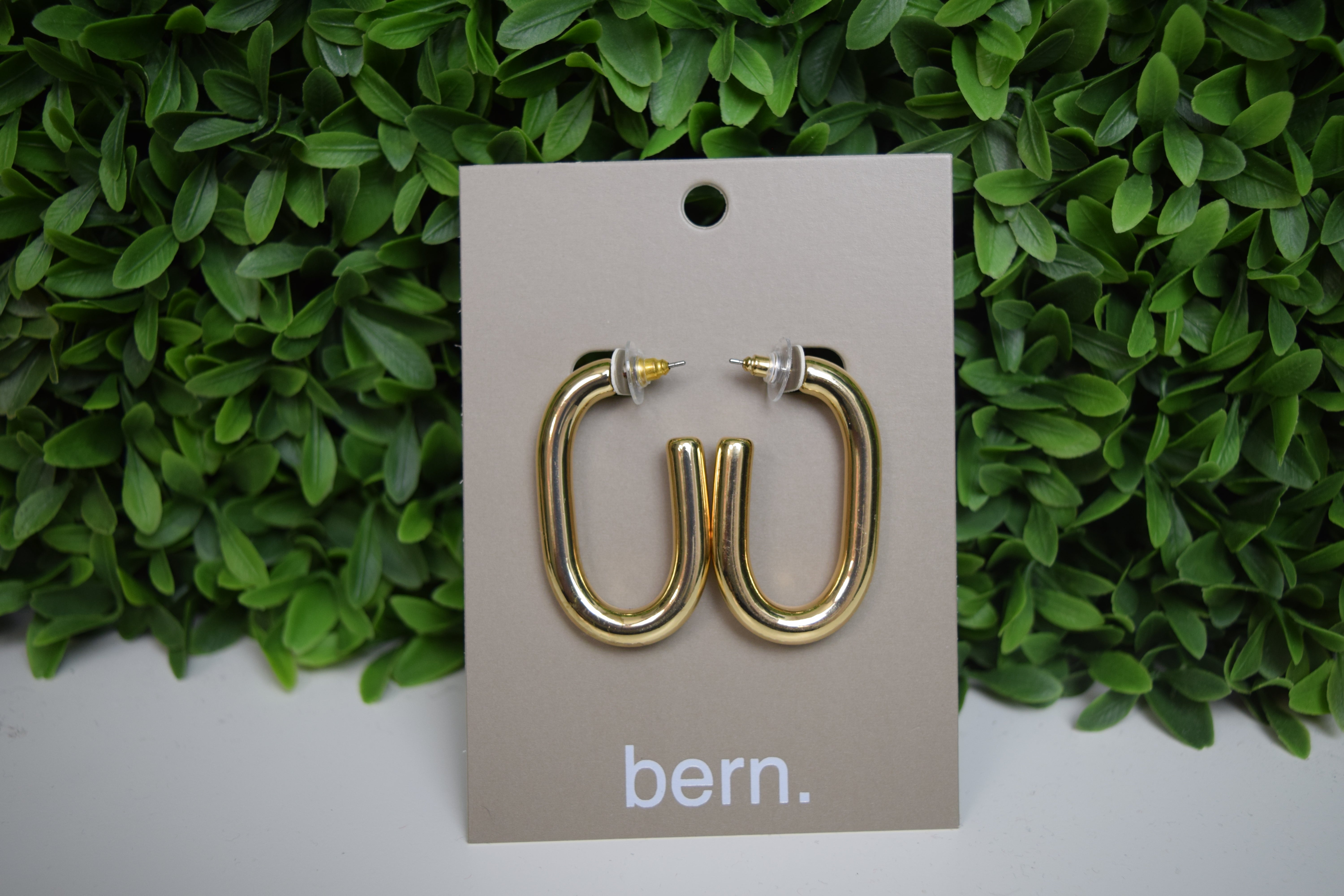 GOLDEN KELLY HOOP EARRINGS