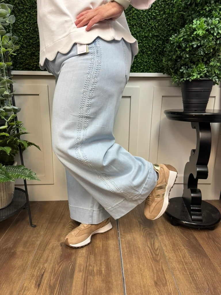 STRIDE CROP WIDE LEG EMBROIDERED SIDE SEAM PANT - MARINE SEA