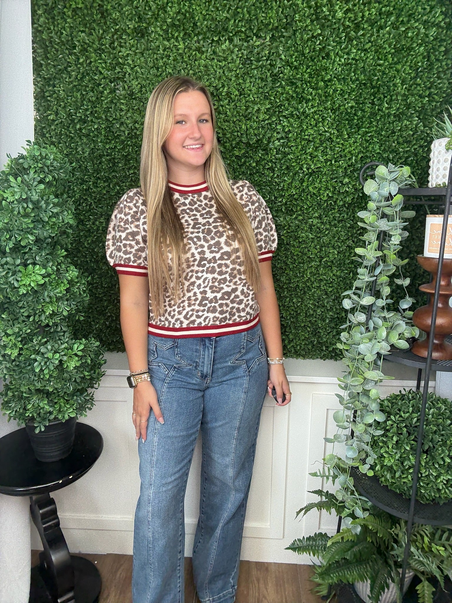 LEOPARD PATTERN SHORT PUFF SLEEVE KNIT TOP