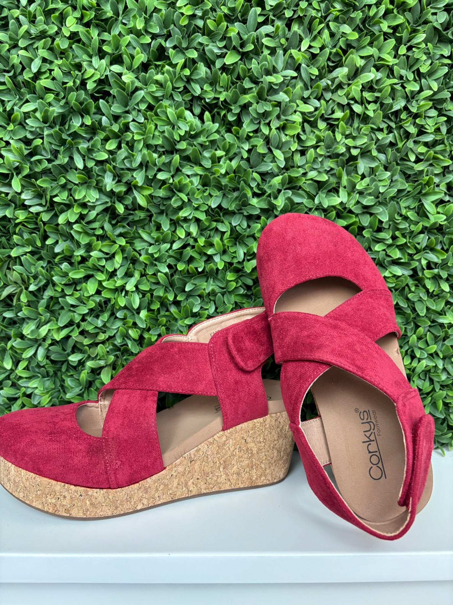 CASE CLOSED - DARK RED FAUX SUEDE