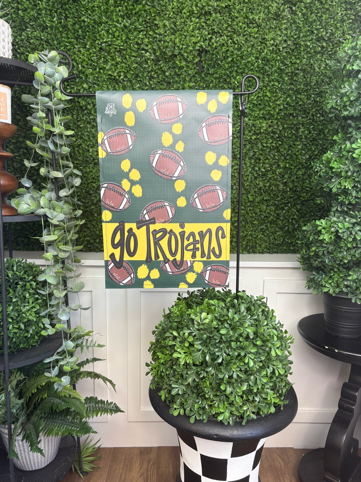 FOOTBALL GARDEN GLAM DARK GREEN/GOLD - GO TROJANS