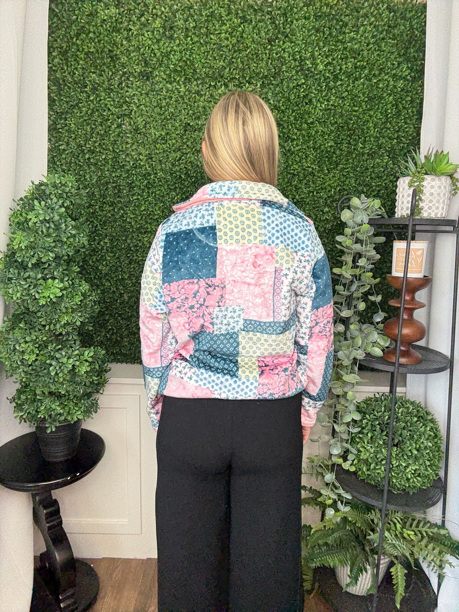 YNECK PULLOVER - QUILT PATTERN