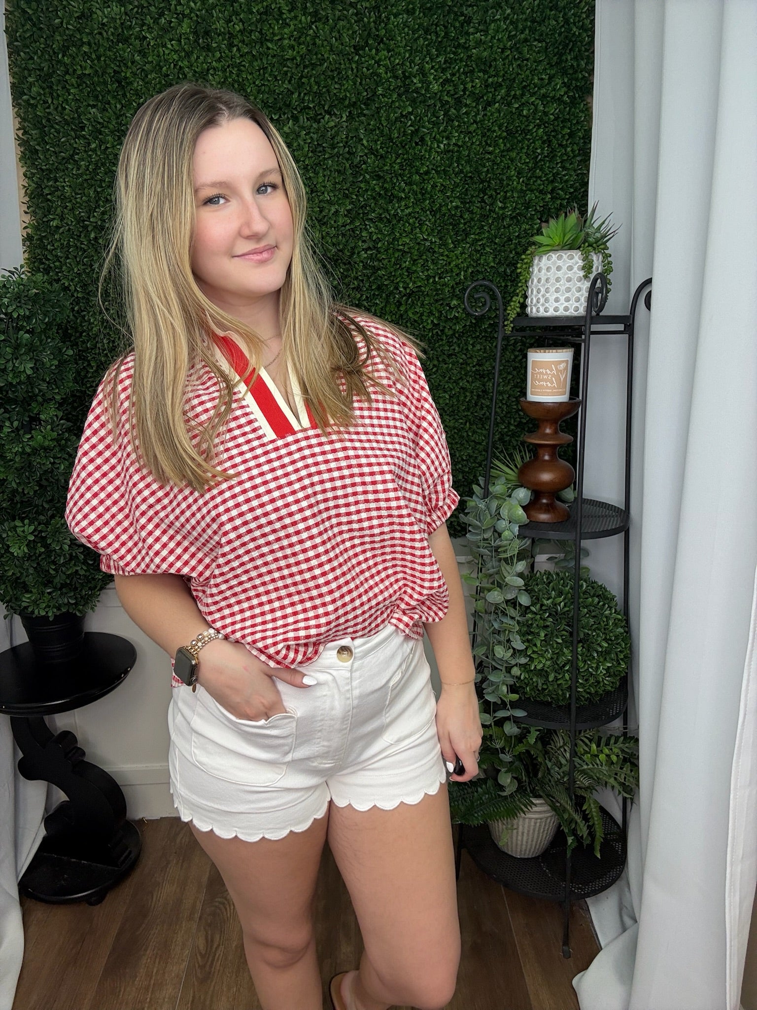 SHORT SLEEVE VNECK BLOUSE