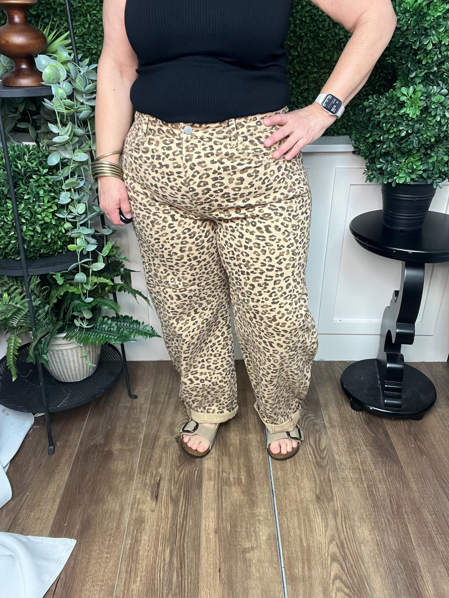 Leopard Print Cropped Barrel Jeans