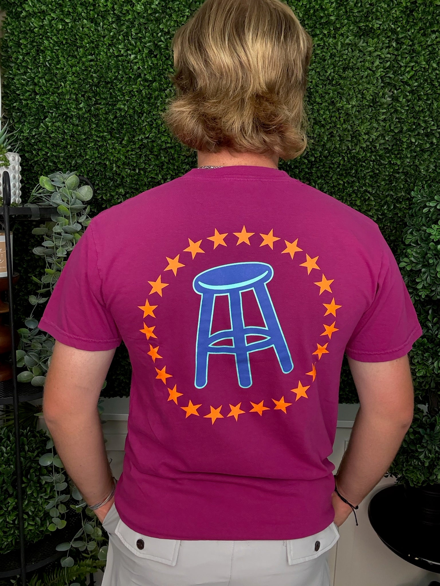 STOOLS AND STARS POCKET TEE - BOYSENBERRY