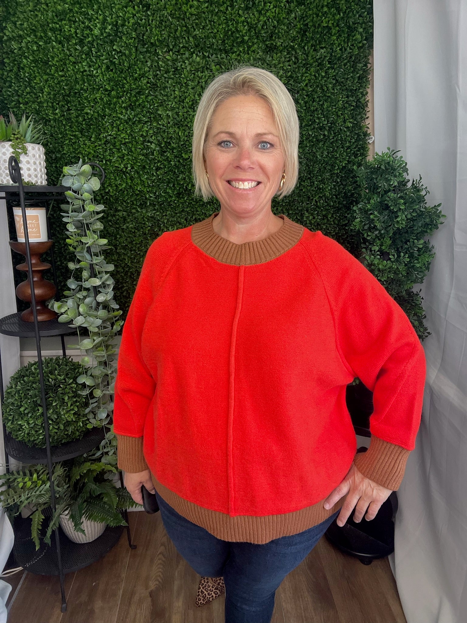 SOLID SWEATER TOP W/CONTRAST ACCENT BAND - RED