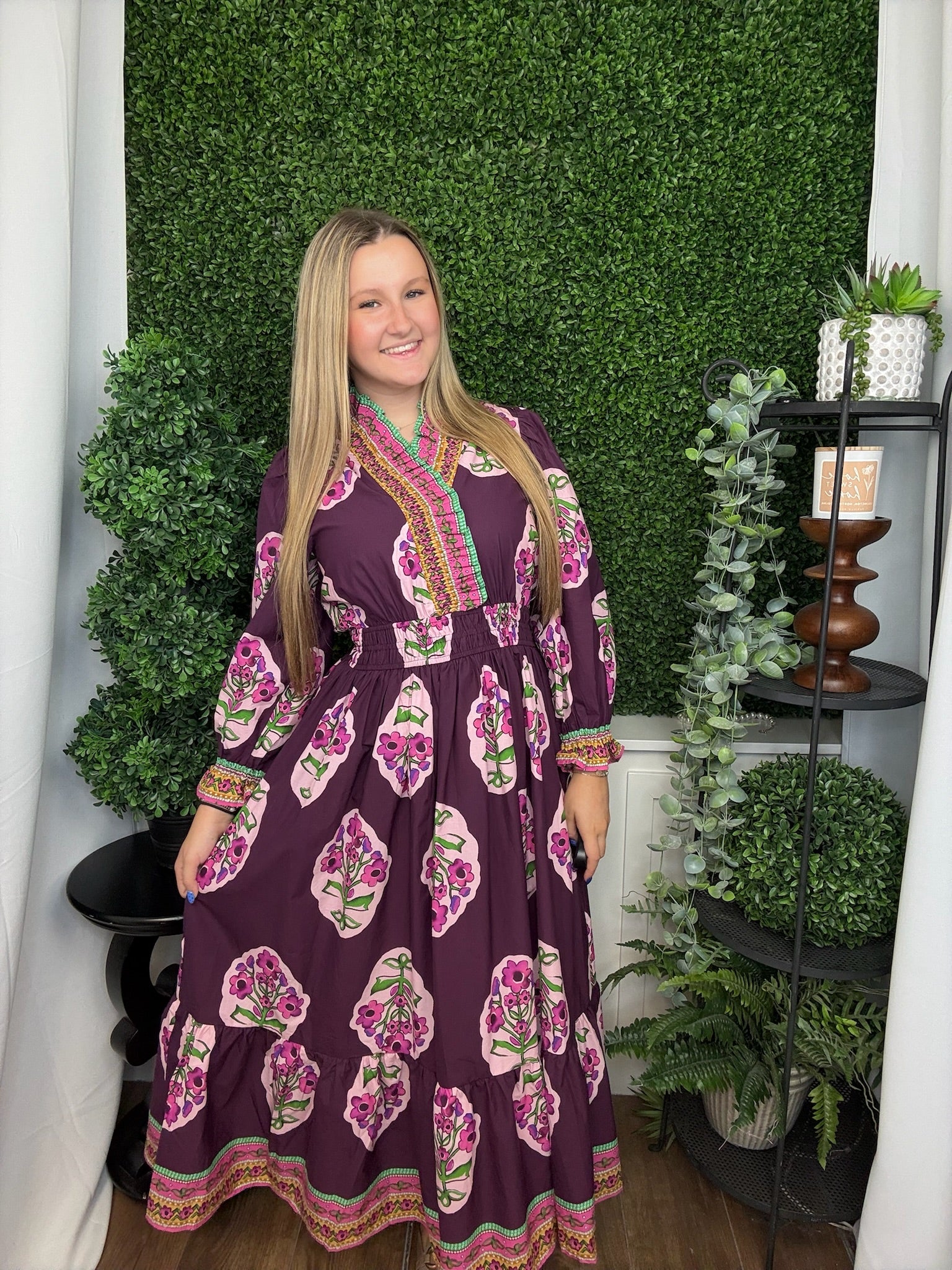 FLOWER PATCH BORDER VNEC OPEN COLLAR RUFFLE SLEEVE DRESS - PLUM MIX