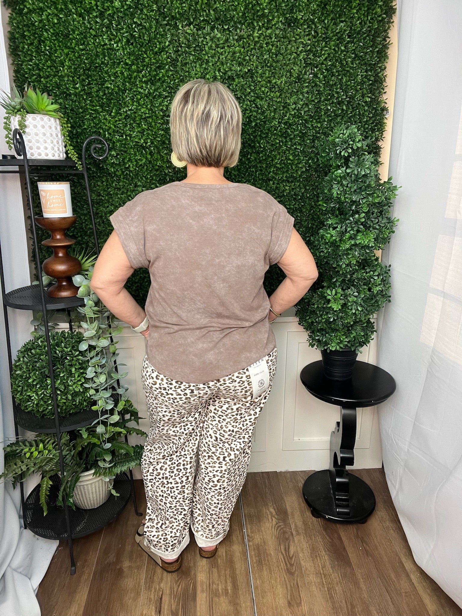 Leopard Print Cropped Barrel Jeans