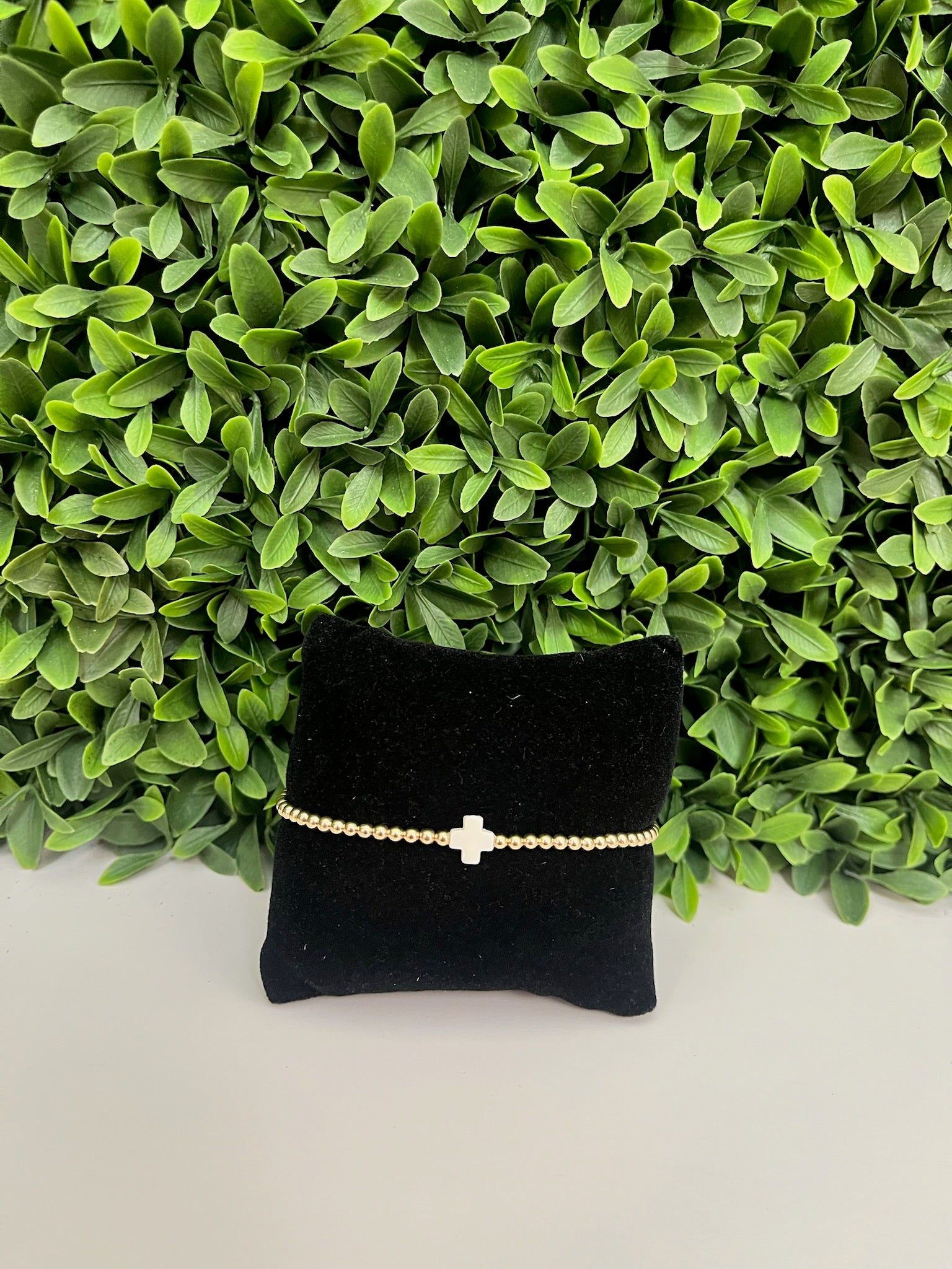 EXT SIGNATURE CROSS PATTERN 3MM BEAD BRAC - OFF WHITE