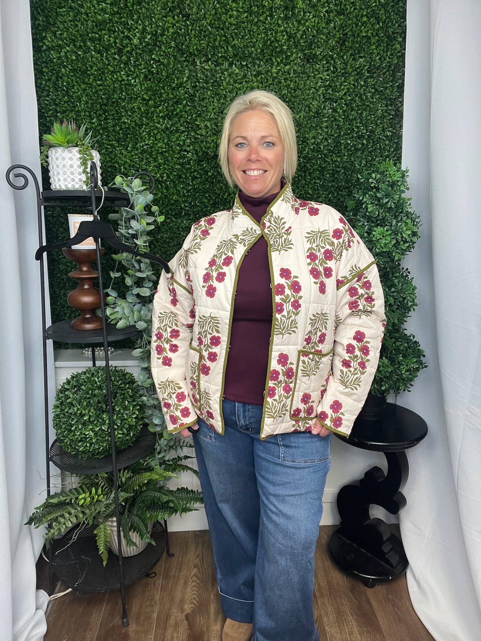 BOTANICAL QUILTED JACKET - RED ECRU