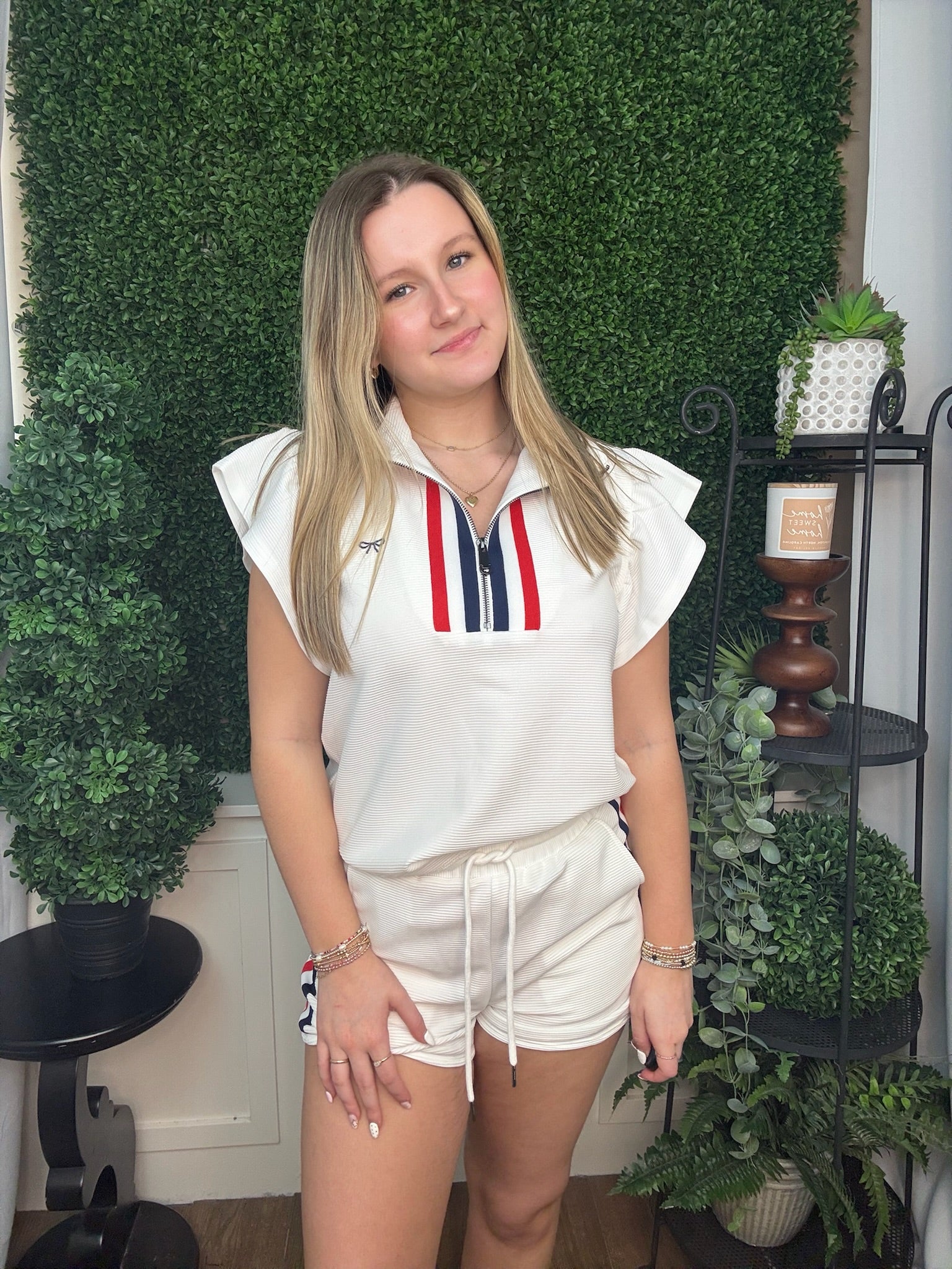 AMERICA TOP & SHORTS SET - WHITE