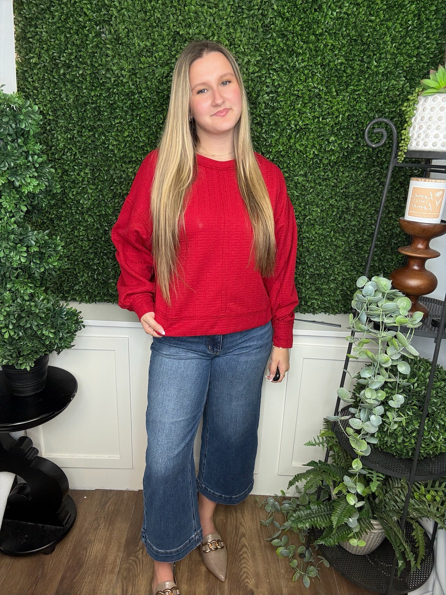 RAW EDGE DETAIL OVERSIZED KNIT TOP - RED