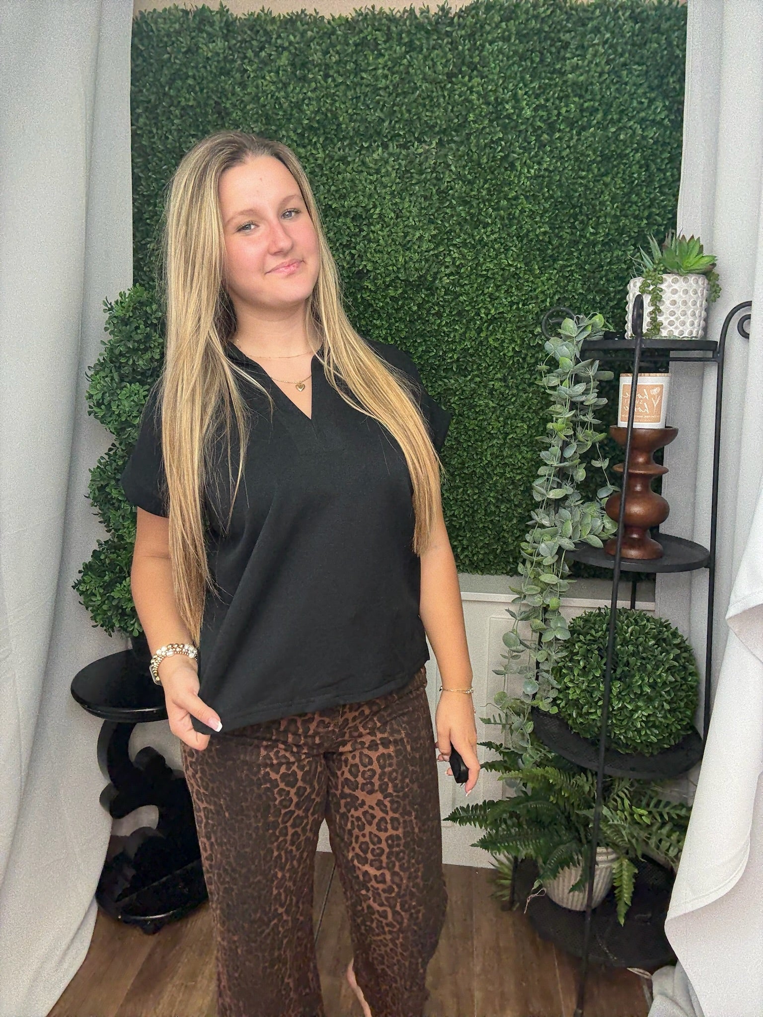 SOLID CUFFED SHORT SLEEVE VNECK TOP